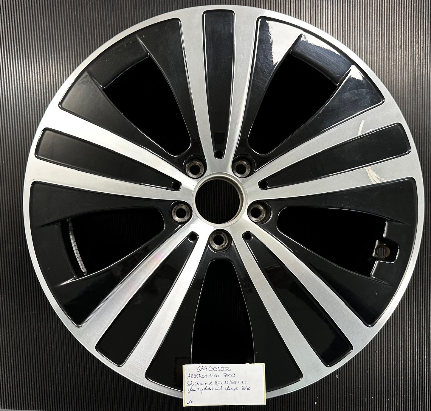 Scheibenrad Mercedes-Benz Alufelge 8.5J x 19 ET 47,5 EQE 295 glanzgedreht schwarz 9040 Vorderachse Hinterachse A2954011200 7X23