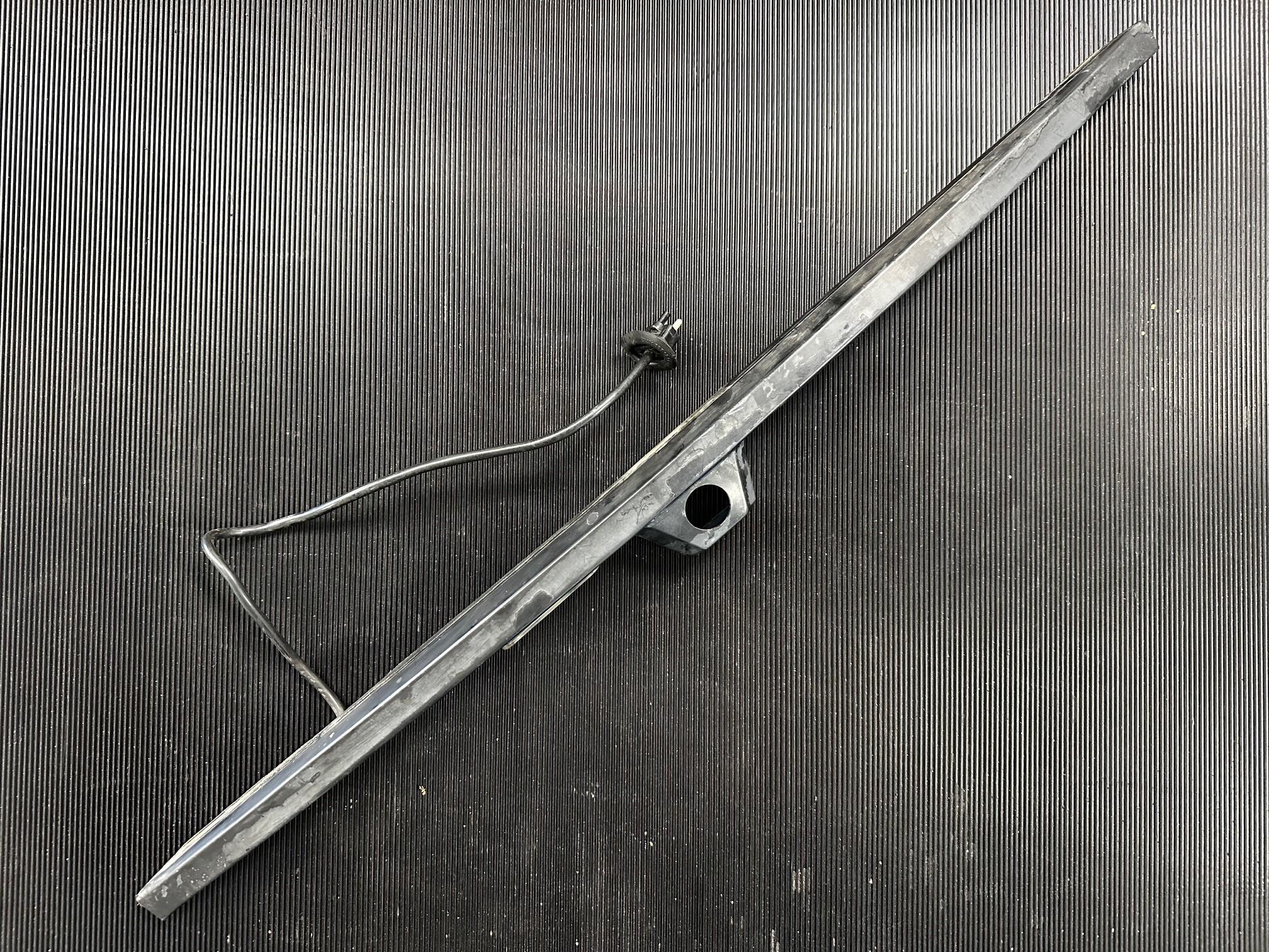 Gehäuse Kennzeichenleuchte Mercedes-Benz C126 SEC Coupé W126 S SE SEL Limousine 1. Serie 09/1979 - 08/1985 Lichtleiste Kennzeichenbeleuchtung A1268200709 A1268202909