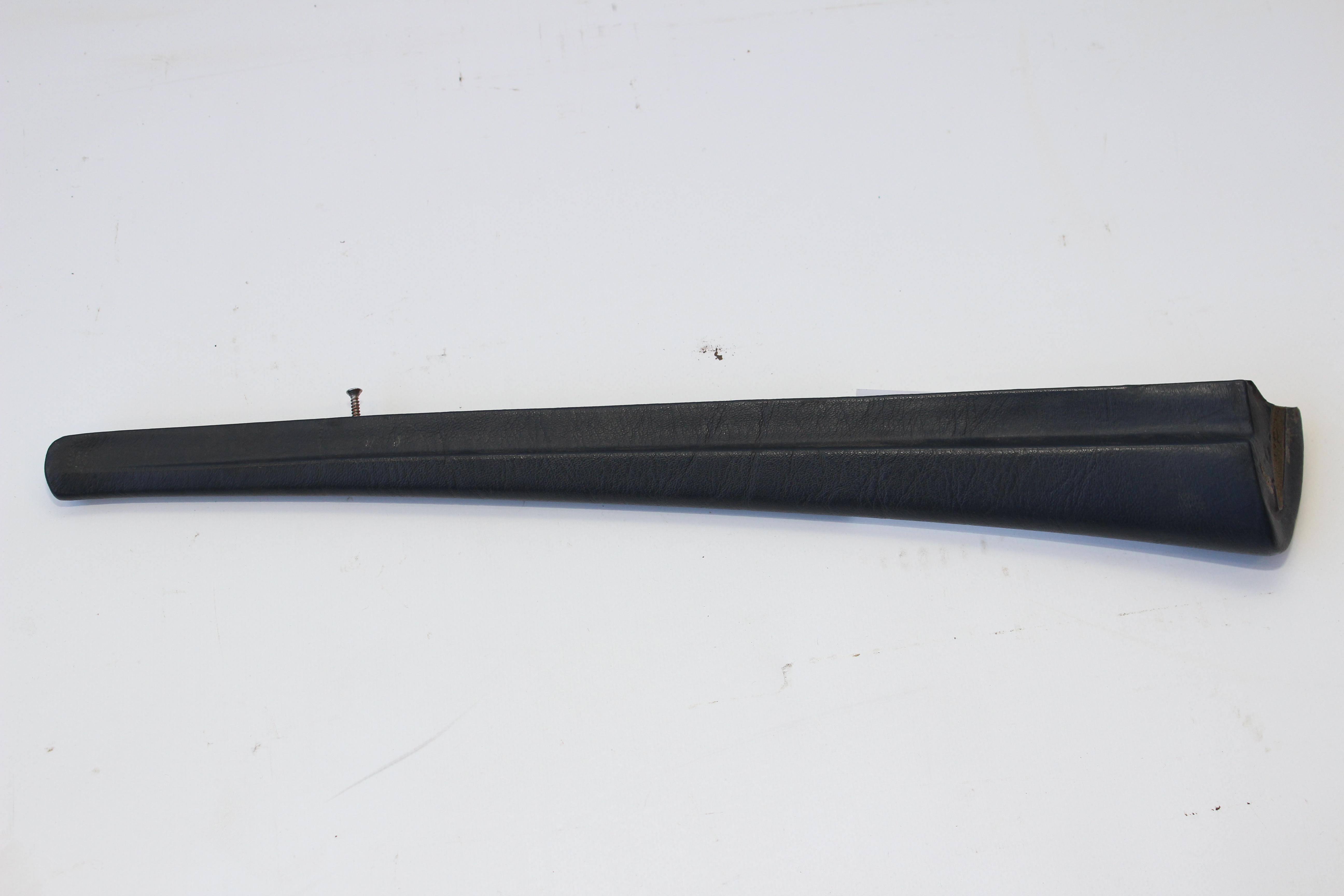 Verkleidung hinten Tür vorn links W126 SE SEL Steg Verkleidung Fahrertür hinten links an B-Säule A1267200151 5070 