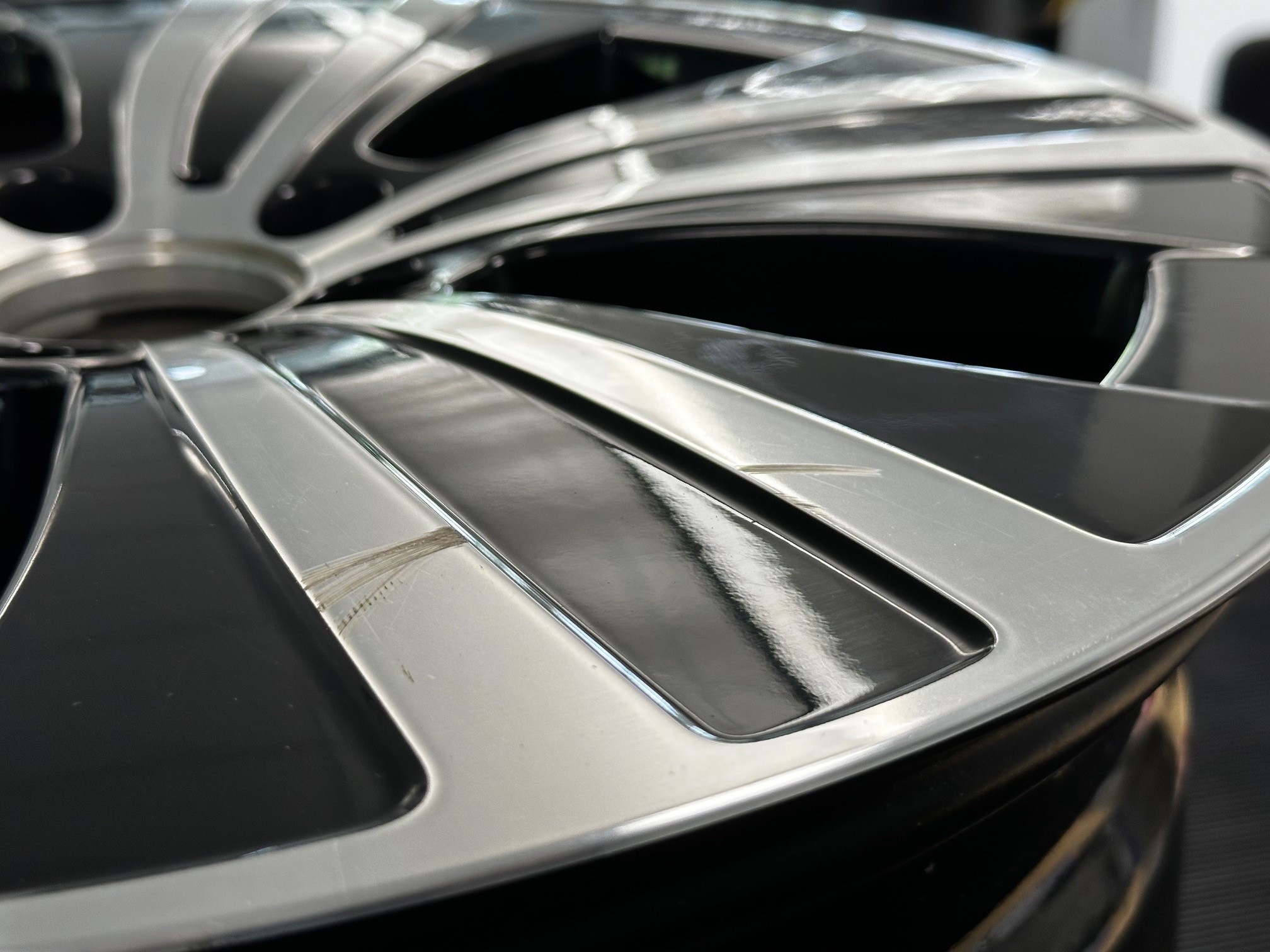 Scheibenrad Mercedes-Benz Alufelge 8.5J x 19 ET 47,5 EQE 295 glanzgedreht schwarz 9040 Vorderachse Hinterachse A2954011200 7X23