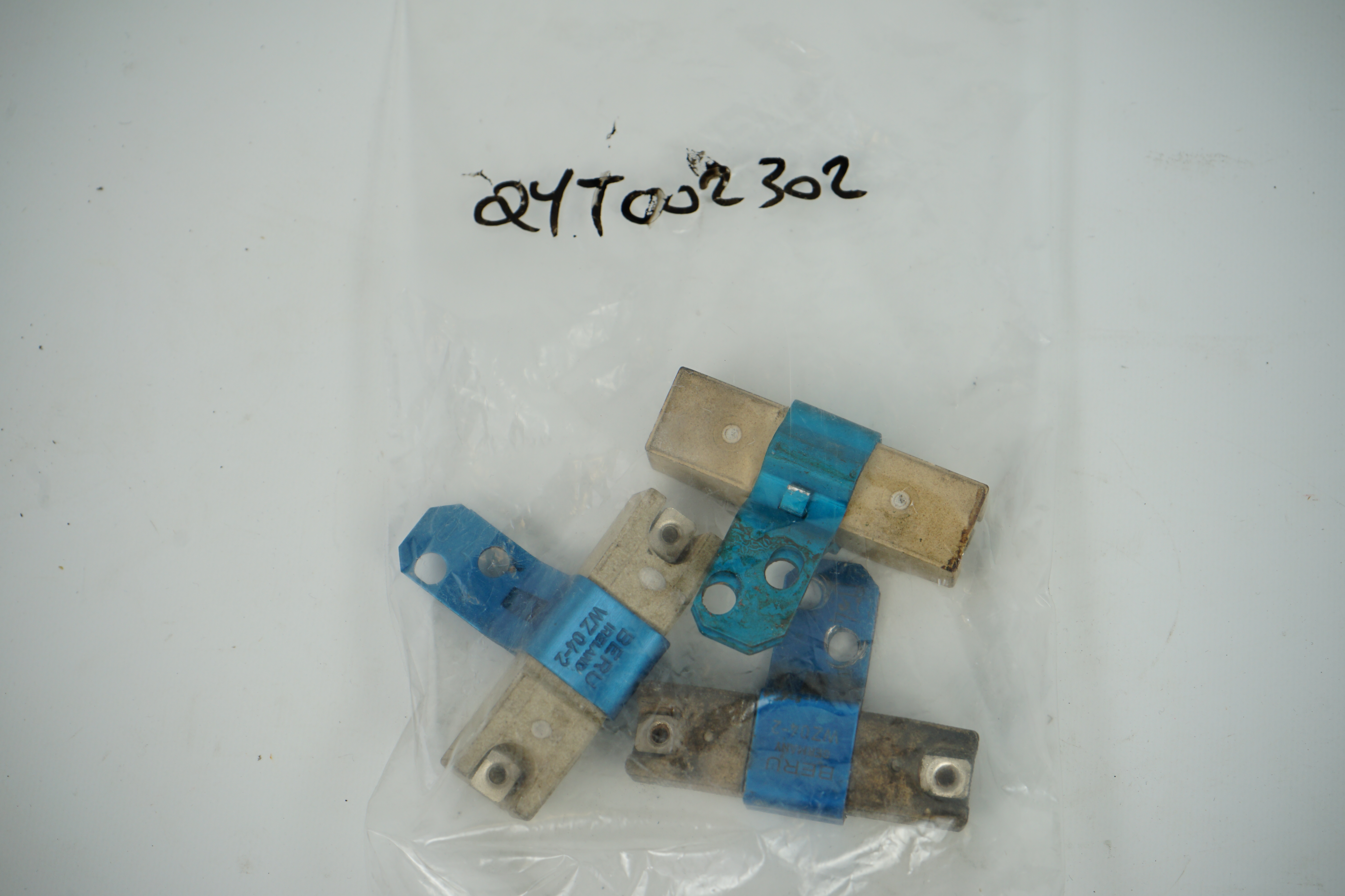 Vorwiderstand 0,4 Ohm Mercedes-Benz Vorwiderstand für Zündanlage  Beru WZ 04-2 A0001581245 A0001582045 A0001581945 Bosch 0227901012