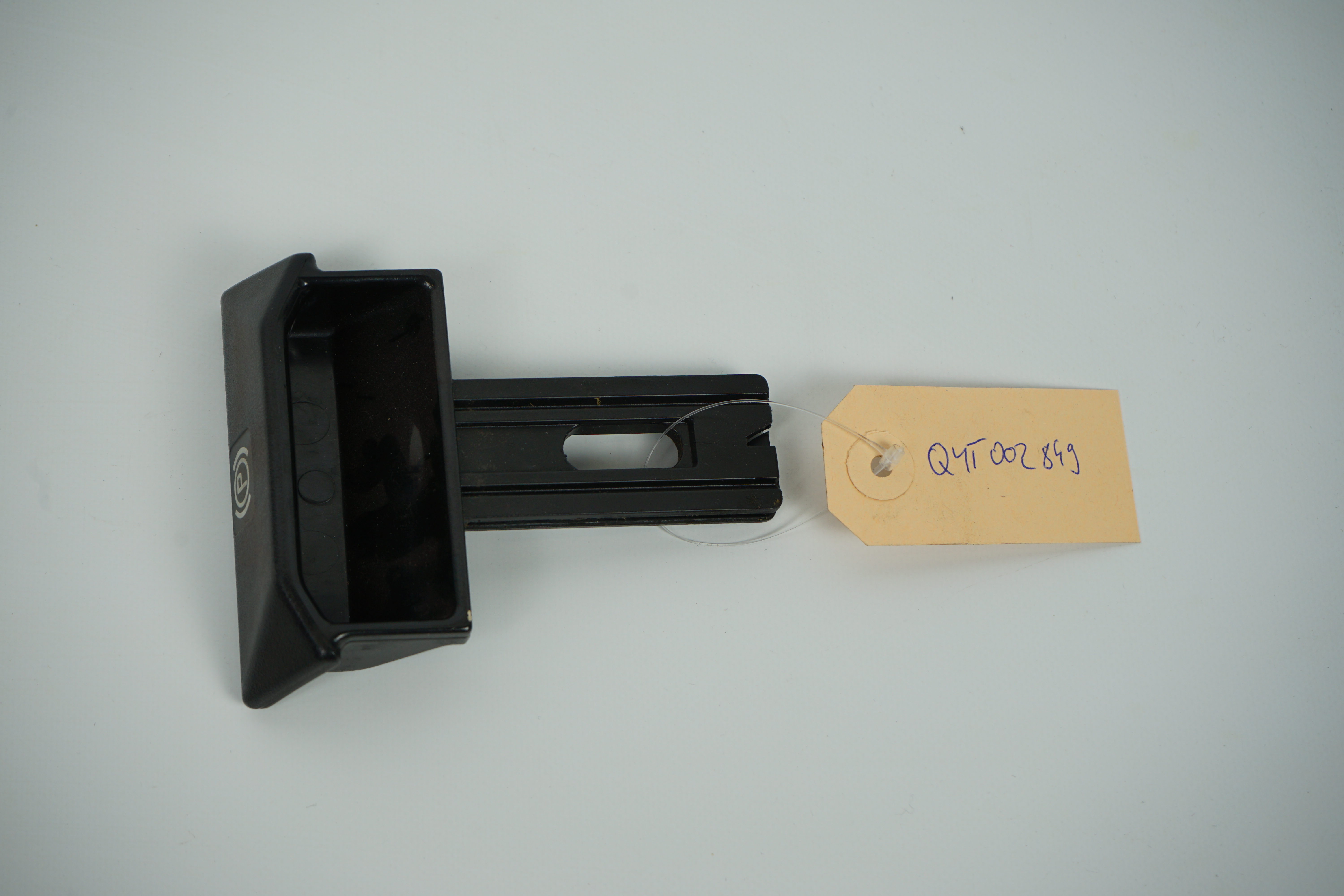 Griff Feststellbremse A1244270320