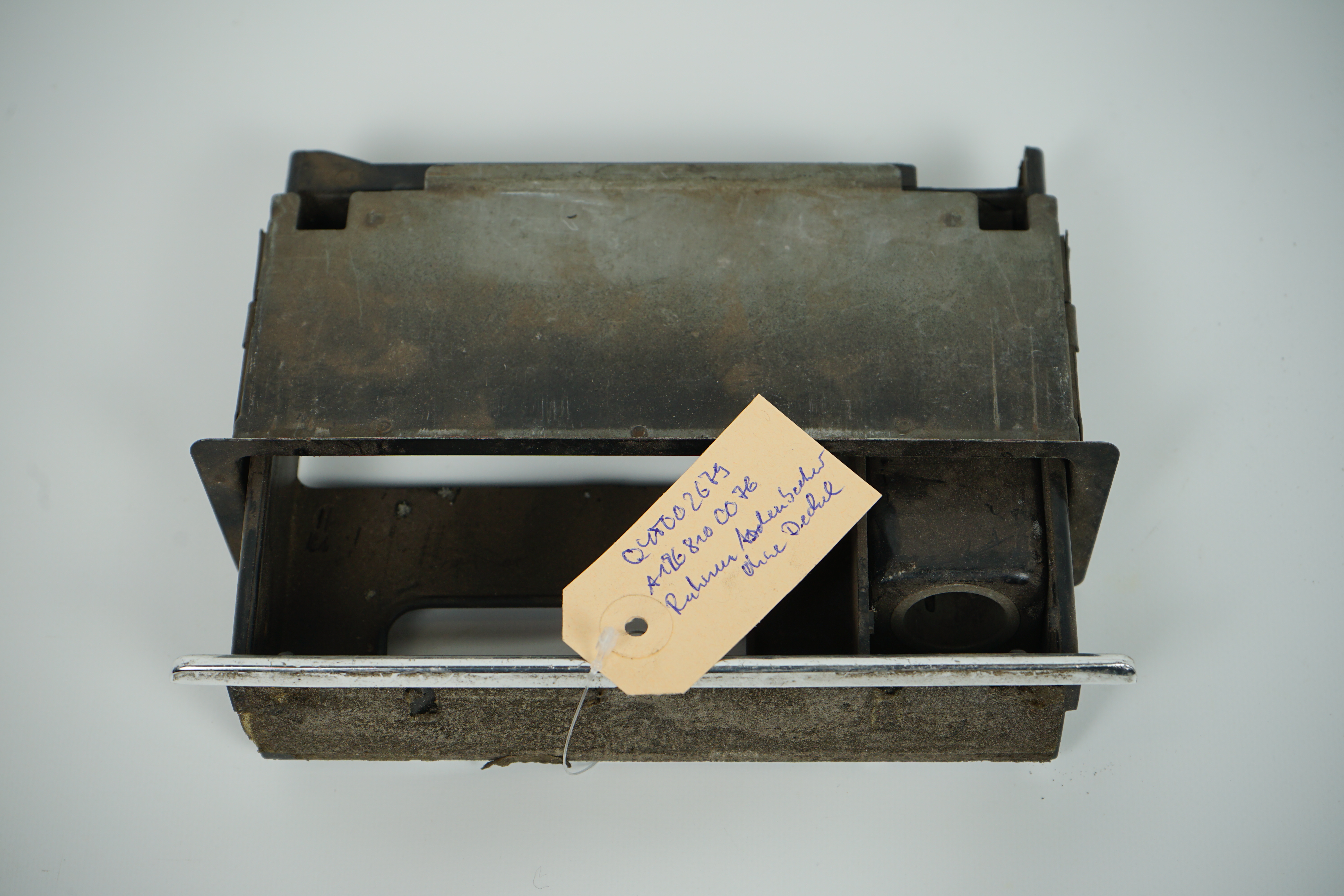  Aschenbecherrahmen ohne Deckel Mercedes-Benz C126 W126 Rahmen Aschenbecher A1268100076