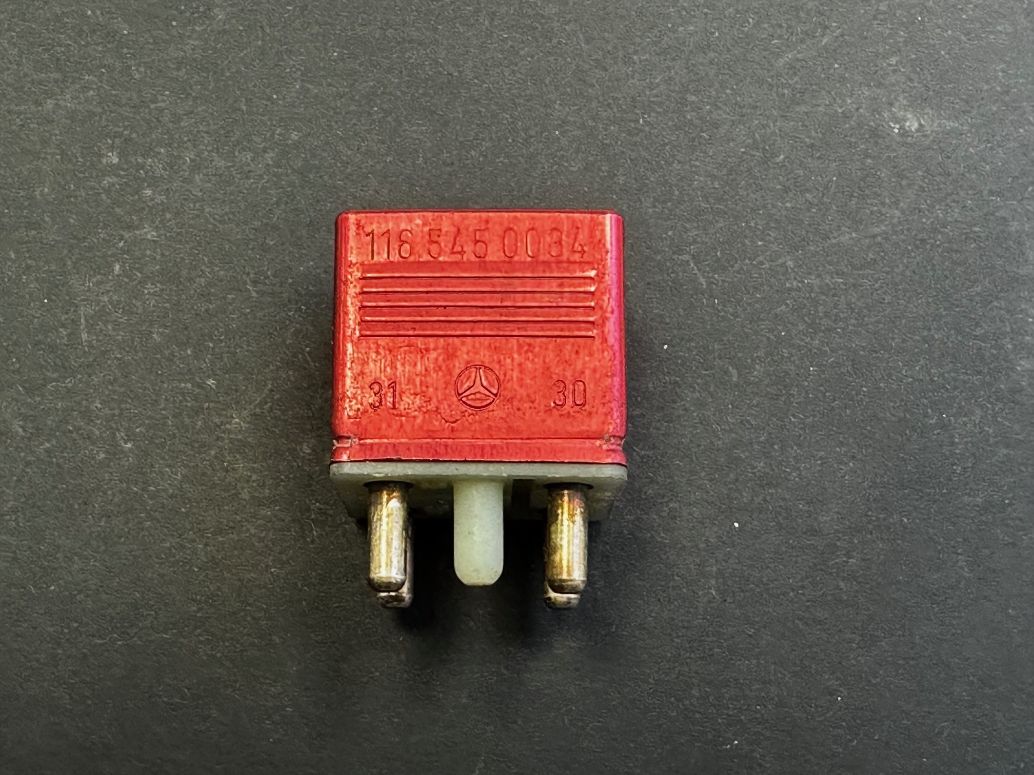 Relais ÜSR ABS Mercedes-Benz R107 C107 W116 C123 S123 W123 C126SEC W126SE SEL Relais Überspannungsschutz Antiblockiersystem A1165450034