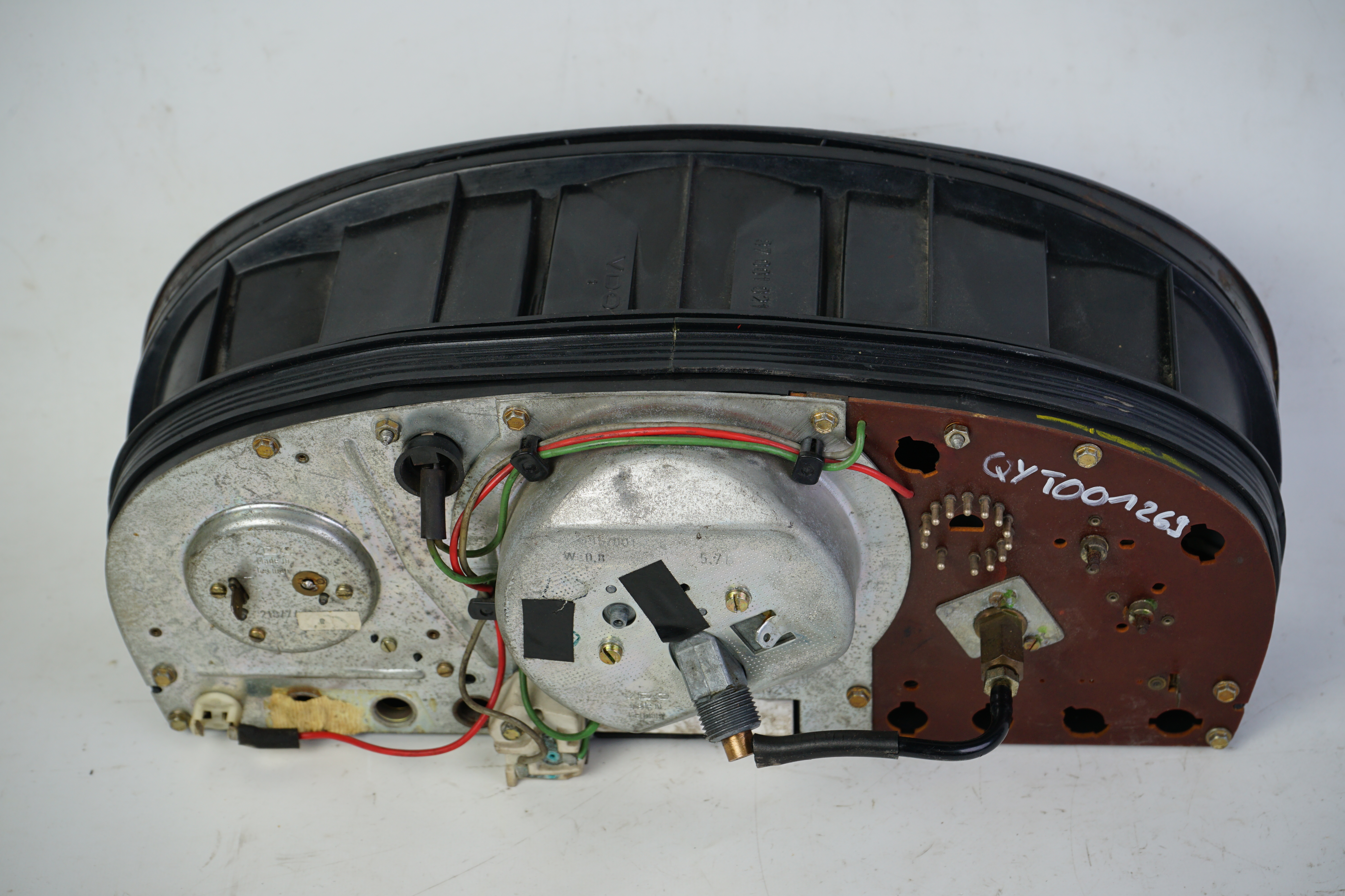 Kombiinstrument W116 S-Klasse Tacho Gehäuse A1075420056 Kombiinstrument A0035400747 Tachometer 240km/h A1165420501 A0085428706 Uhr A0005420911