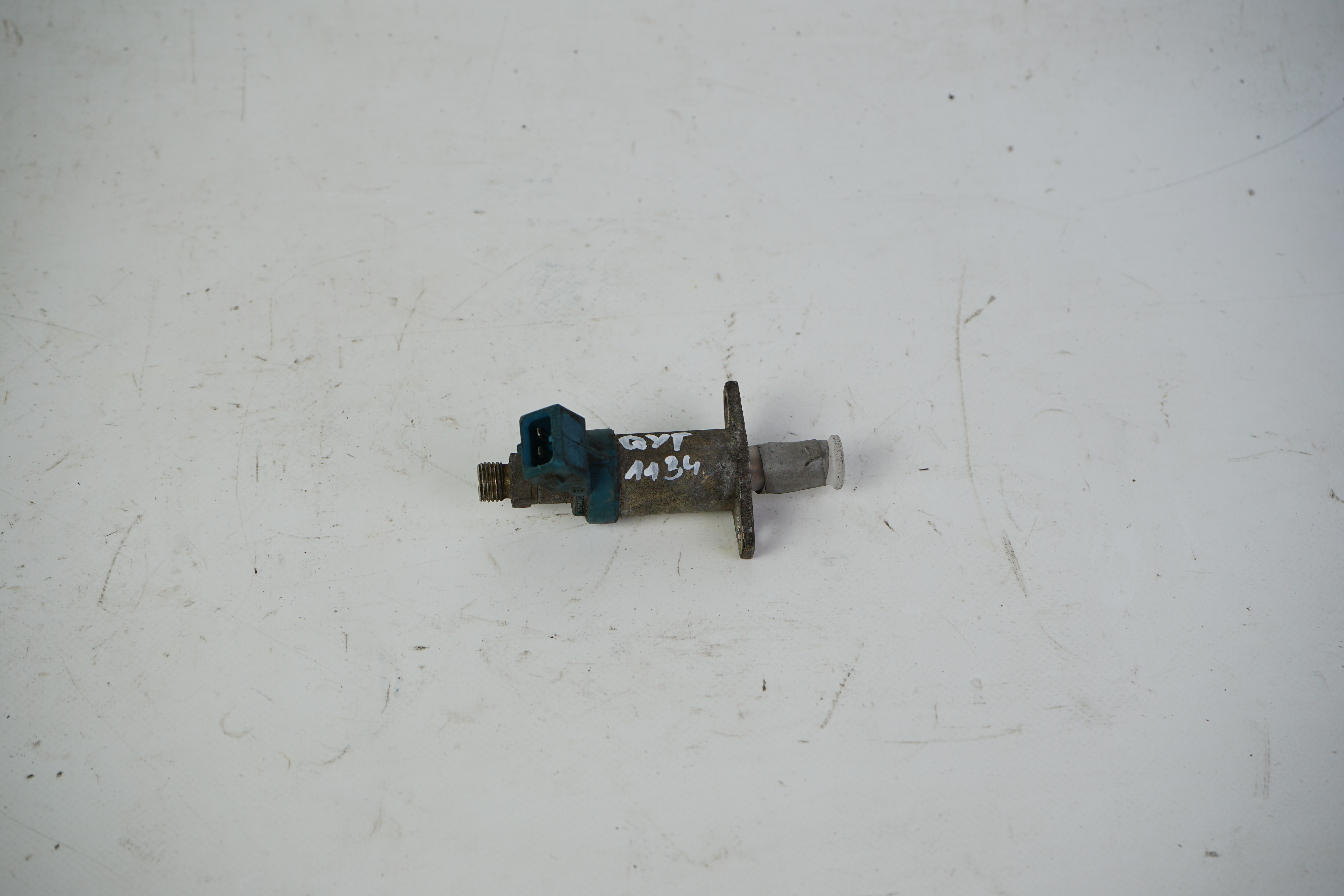 Ventil Mercedes-Benz M110 K-Jetronik C/R107 W123 W126 W460 Kaltstartventil Bosch 0260170403 Einspritzventil Kaltstarteinrichtung A0000713637 A0000713737 A1020700046 A1190700246