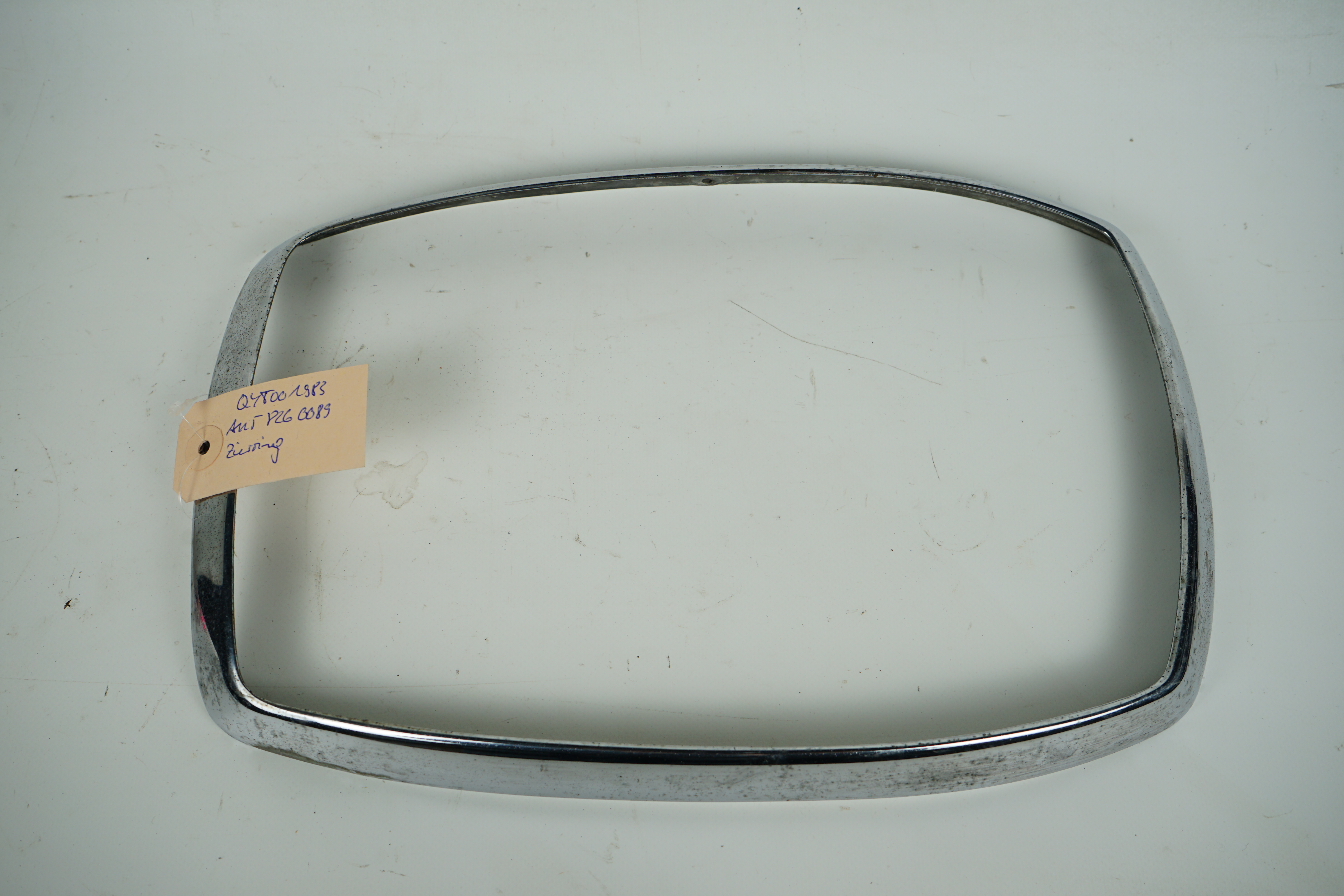 Zierring Mercedes-Benz W114 W115 /8 Strich acht Coupé Limousine Chromring Deckelring Hauptscheinwerfer links rechts A1158261379 A1158260089 