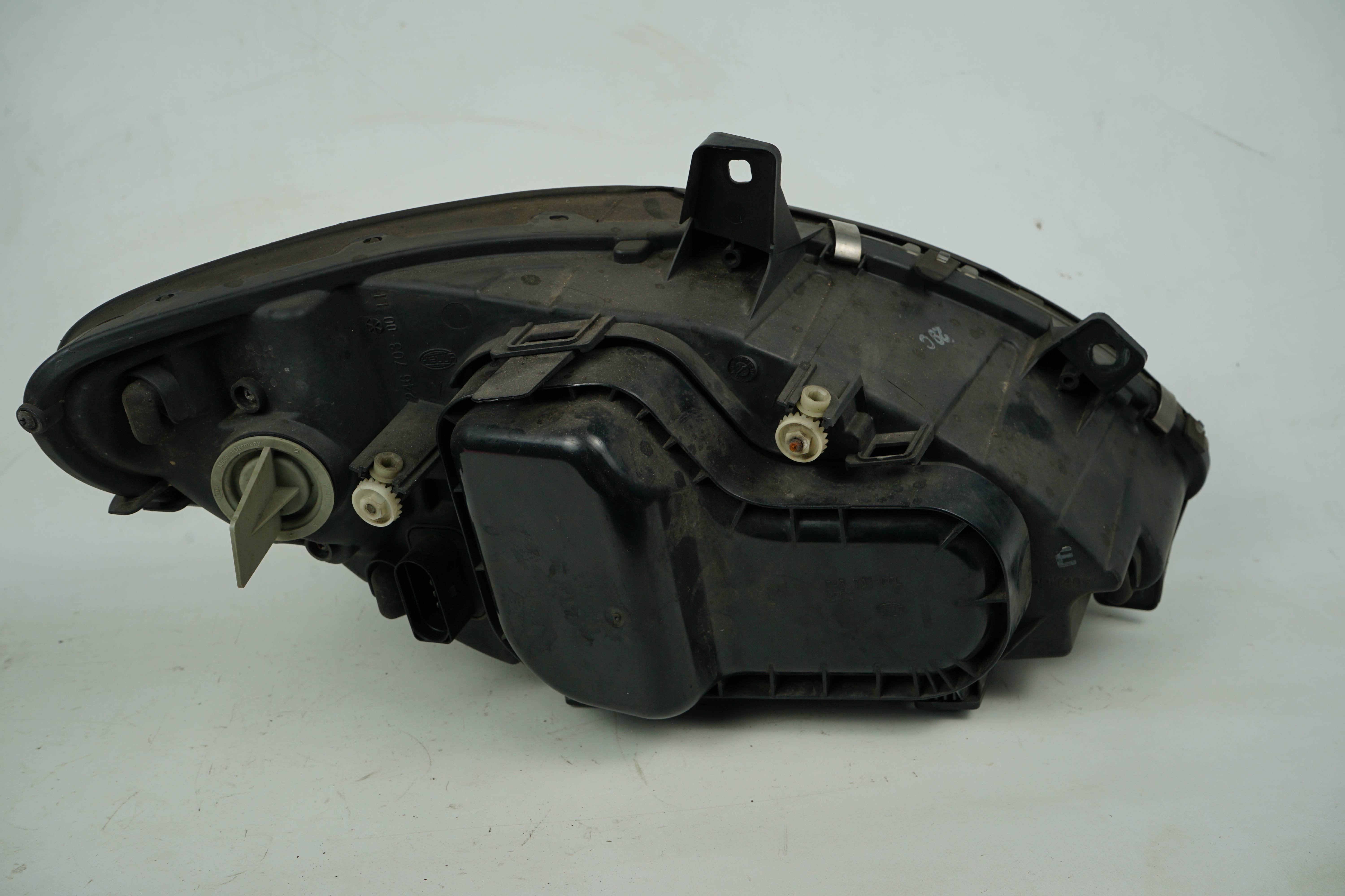 Scheinwerfer links Mercedes-Benz Vito Viano W639 Leuchteinheit Fahrerseite A6398200161 Hella 1EG 246 041-011 