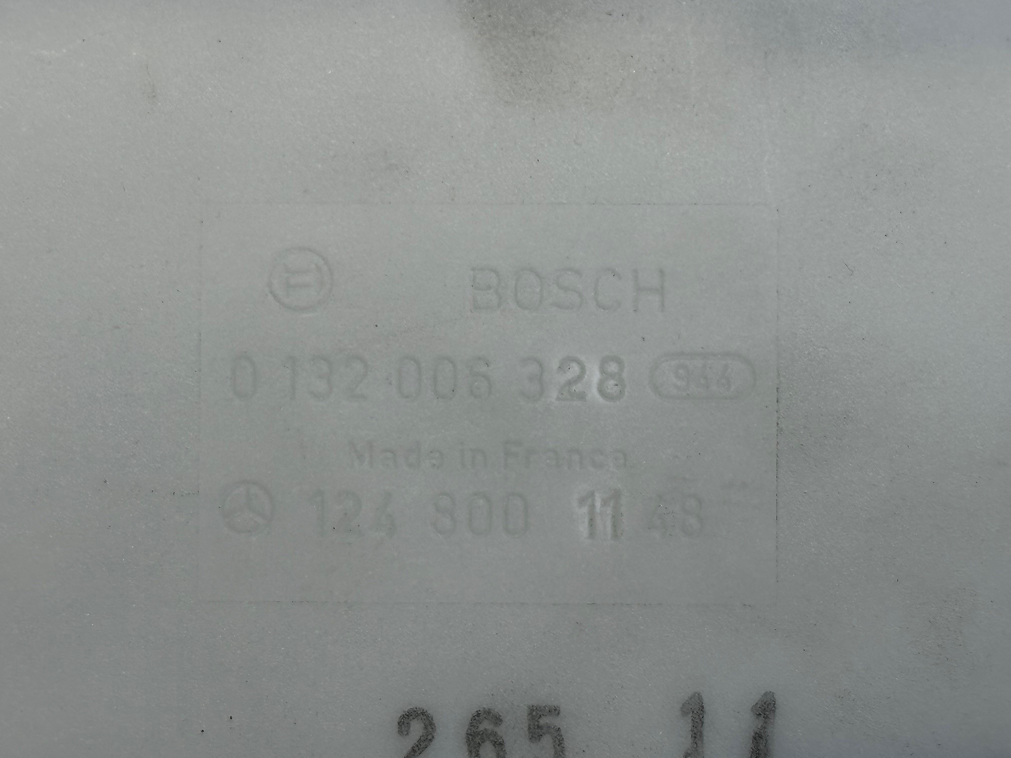 Pumpe Bosch ZV Unterdruckpumpe Mercedes-Benz W107 W124 W126 W201 Vacuumpumpe Zentralverriegelung A1248002148/ A1248000148/ A1248000948/ A1248000748/ A1248001448 A1248000348/ A1248001148/ A1248001348/ A1248001148 Bosch 0132006328