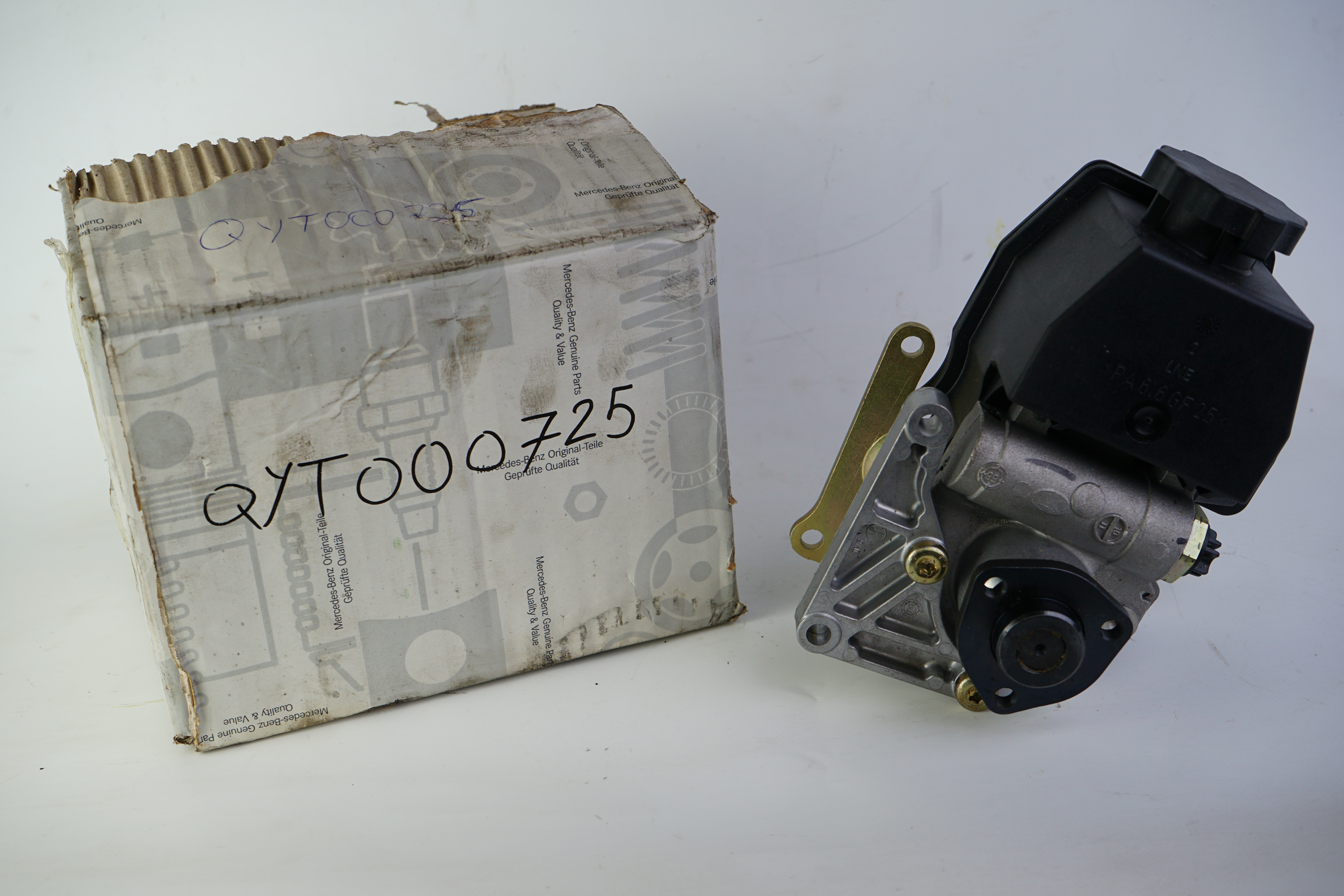 Hydropumpe ZF W124 W201 OM601 OM602 hydraulische Lenkhelfpumpe 120bar Servolenkung A0034660701 → A0024662801, A0024662801 NEU!