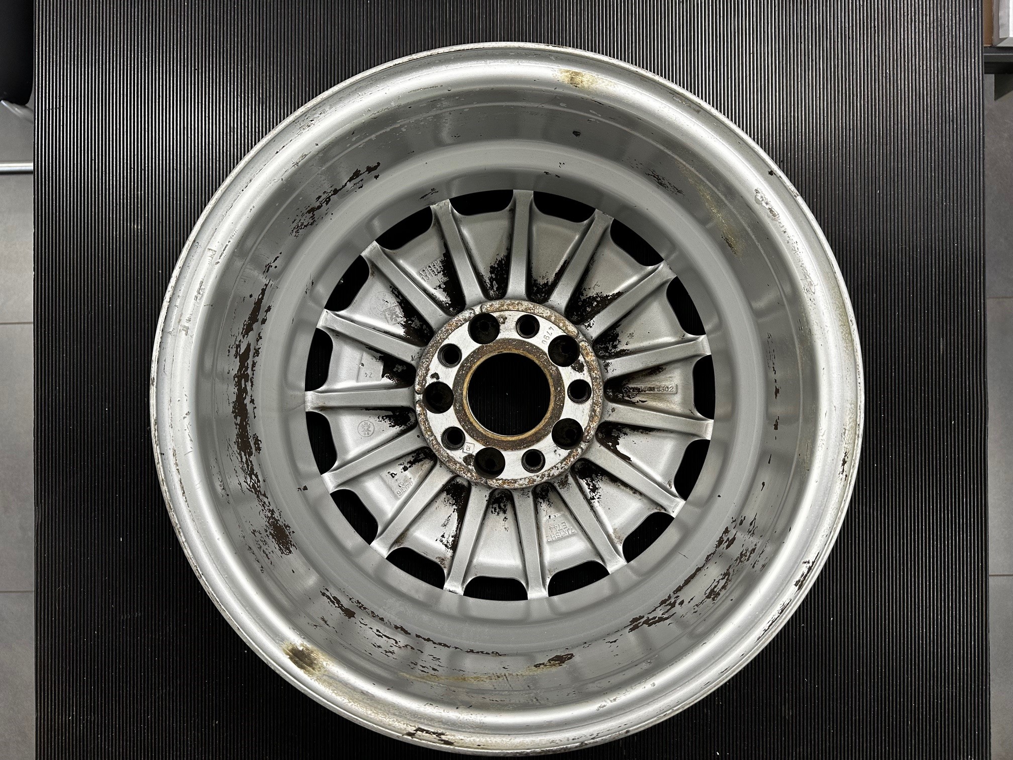 Scheibenrad "SPORTLINE" 7Jx15 ET44 Mercedes-Benz W201 Fuchs Gullideckel Fuchs Kanaldeckel 15-Loch Felge Leichtmetallfelge A2014001302 B66470012