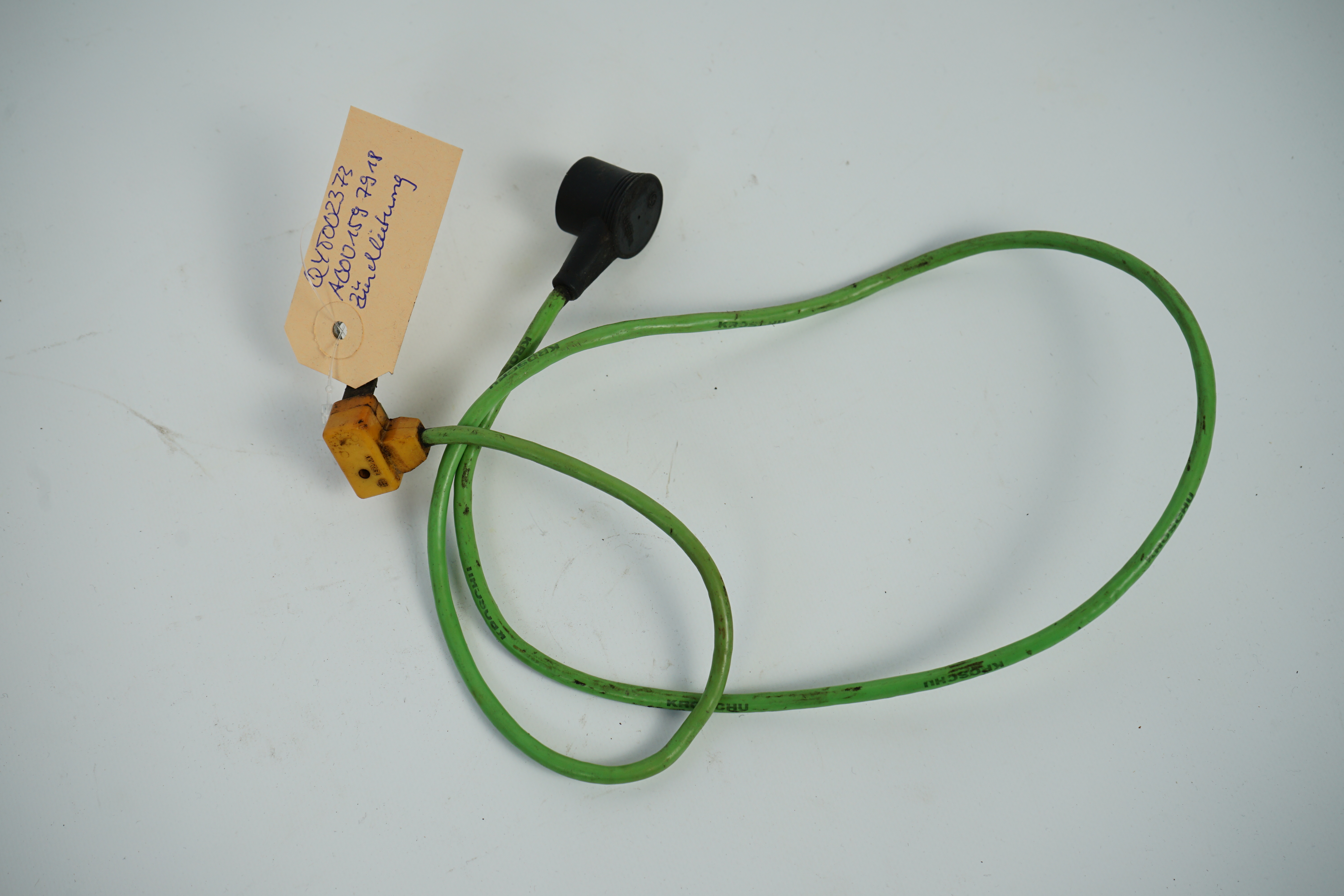 Zündleitung grün Mercedes-Benz Motor M102 Zündspule Bosch Steuerleitung geschirmt A0001597918 Bosch 1234431318