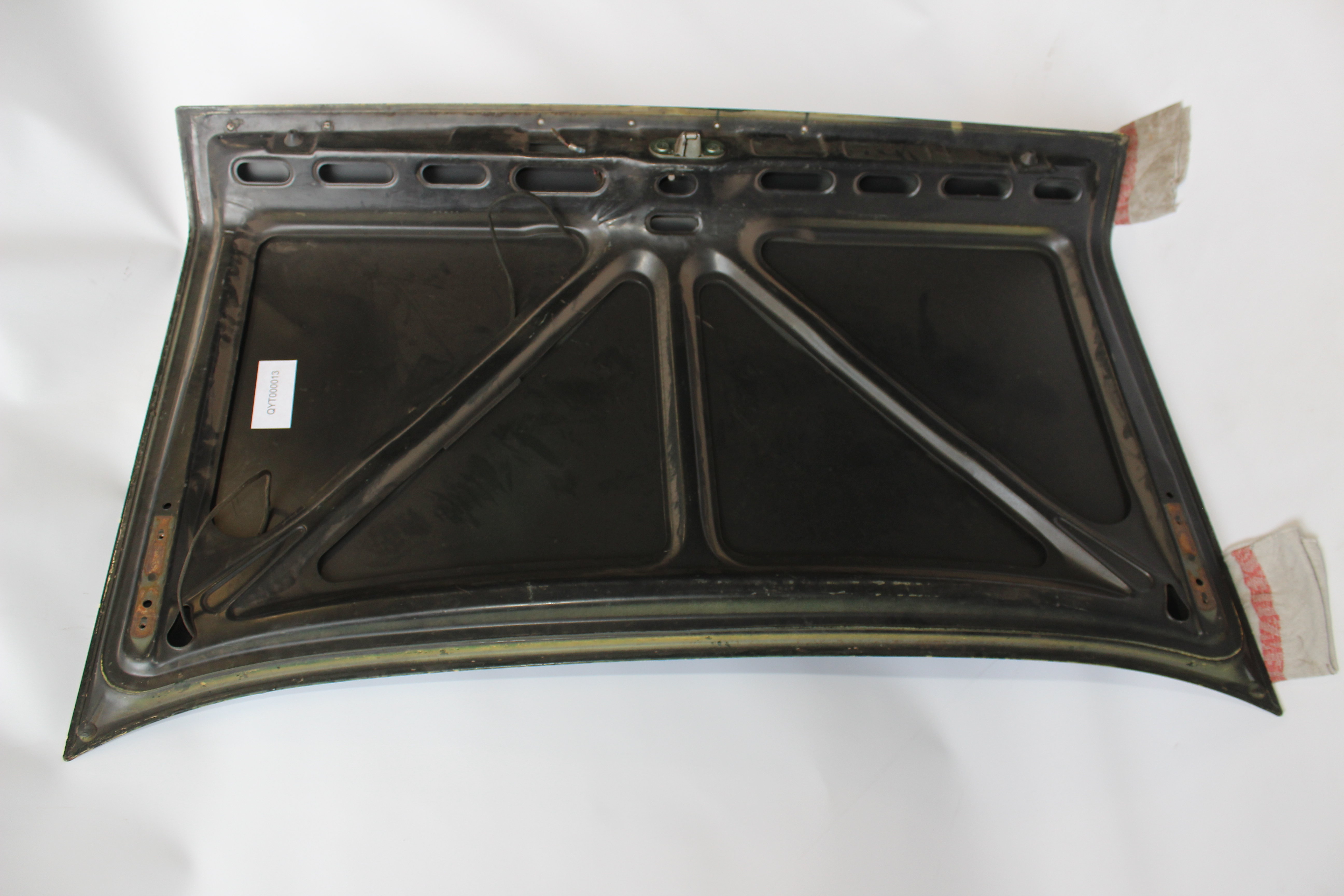 Heckdeckel Mercedes-Benz W114 W115 /8 Strich acht A1157500675 2.Serie gebraucht grünmetallic