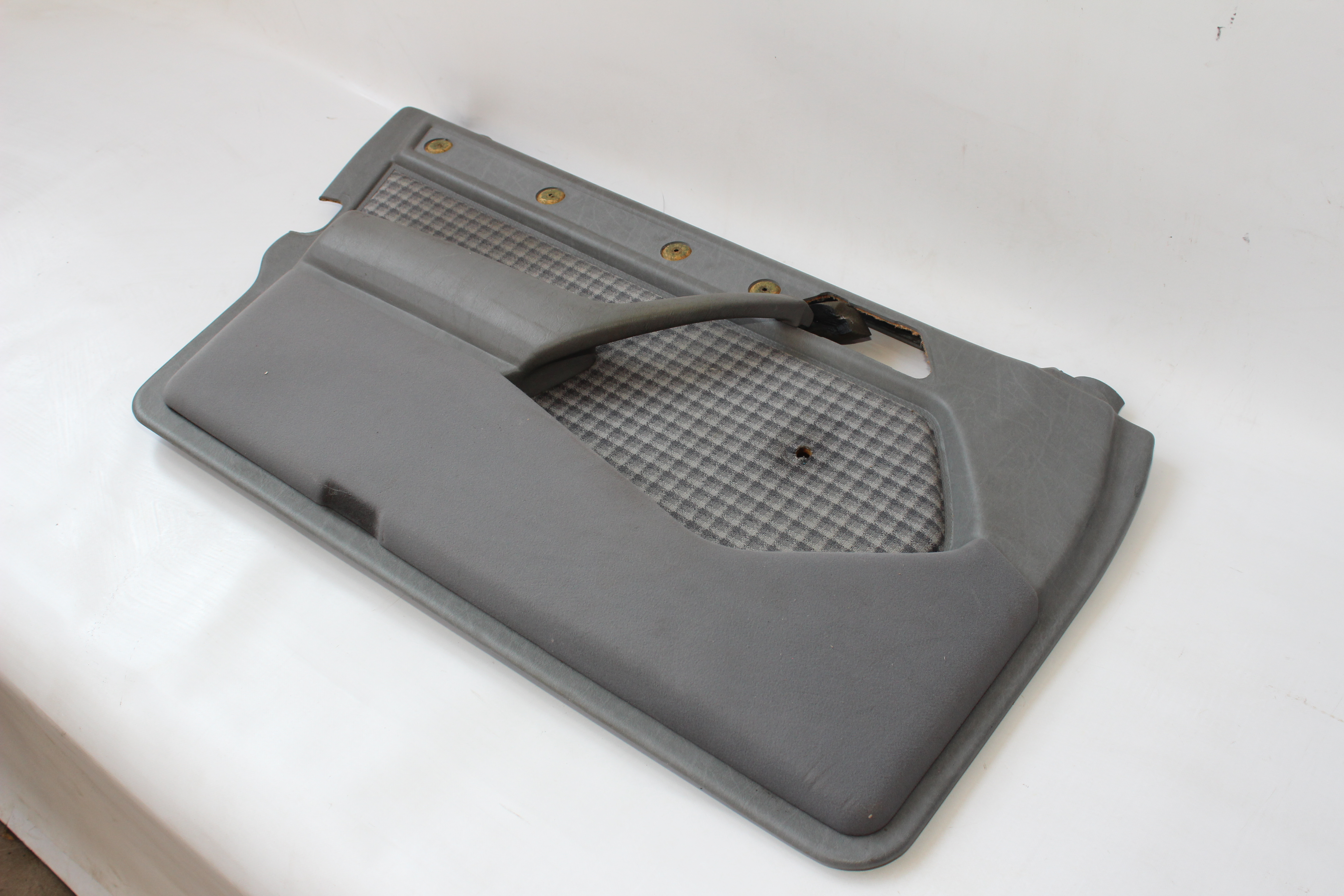 Türverkleidung Stoff Karo grau Fahrertür links Mercedes-Benz S124 W124 Tür vorn links A1247205770 7228 A1247205770 7C28 A1247205770 7C87