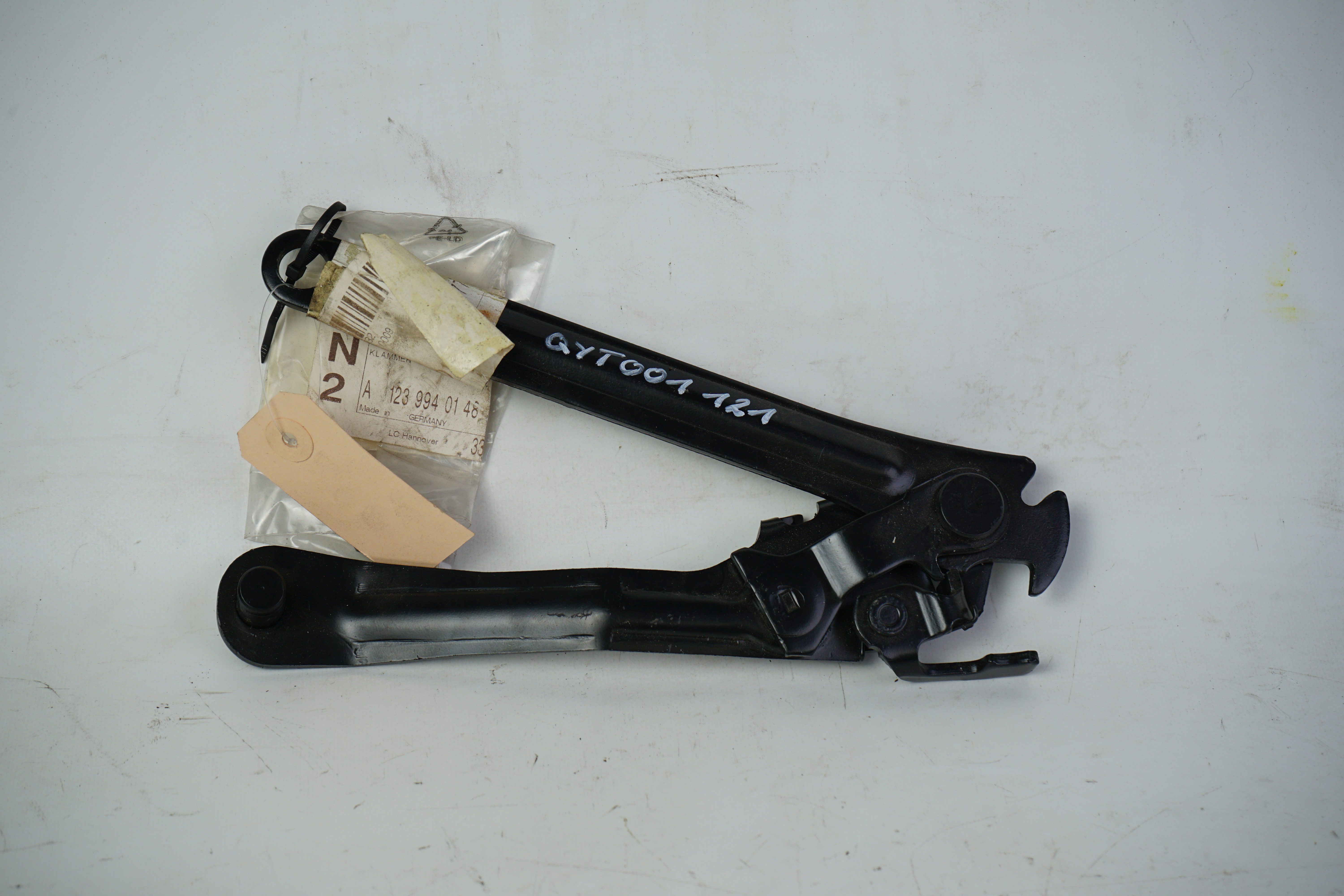 Stütze Haubenscharnier Mercedes-Benz C123 Coupé S123 T-Modell W123 Limousine Scharnier Motorhaube A1238800377 A1238800977 A1239940148