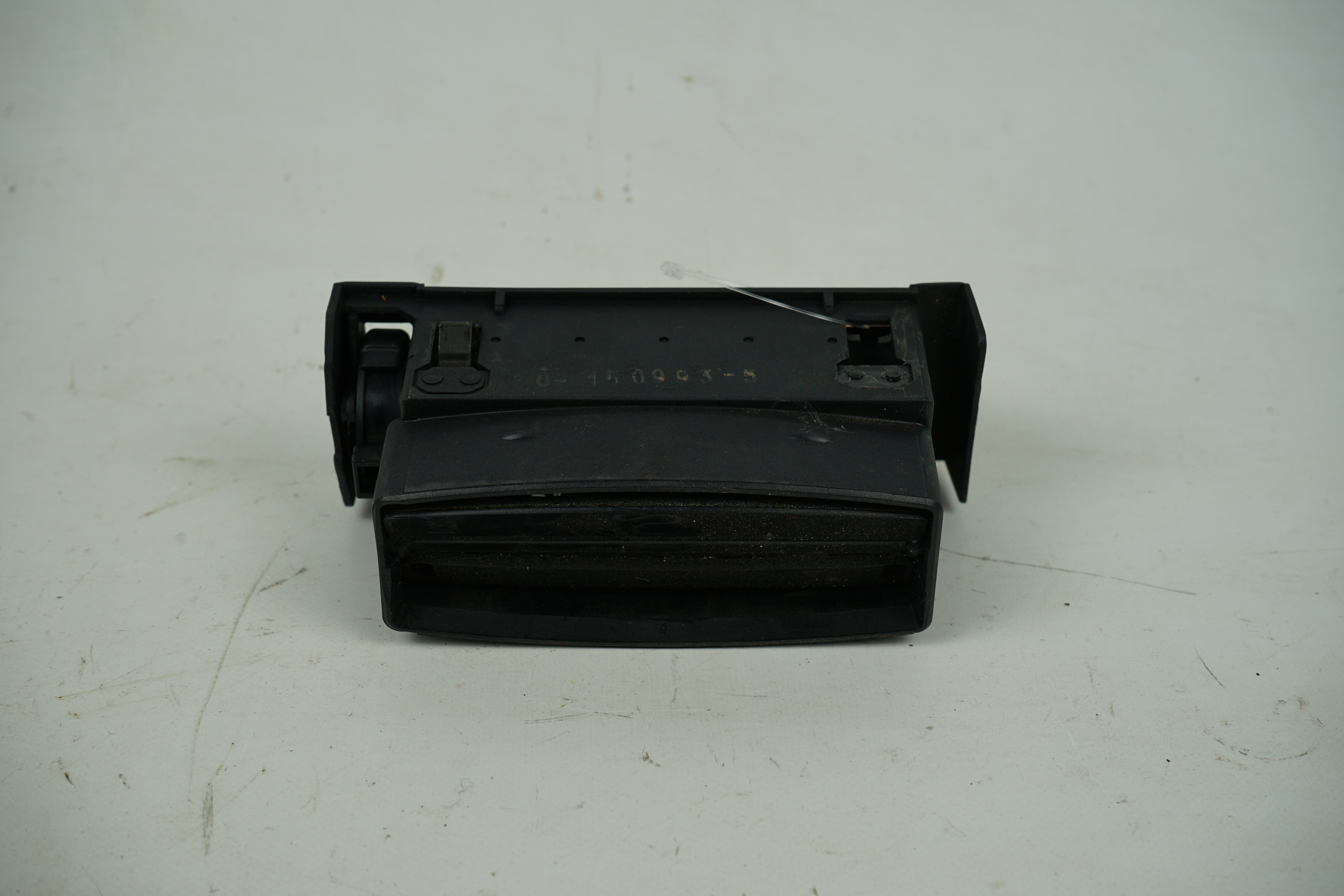 Luftdusche Seitenscheibenentfrostung Mercedes-Benz W124 E-Klasse Luftdüse Lüftungsdüse Instrumententafel seitlich rechts A1248301054