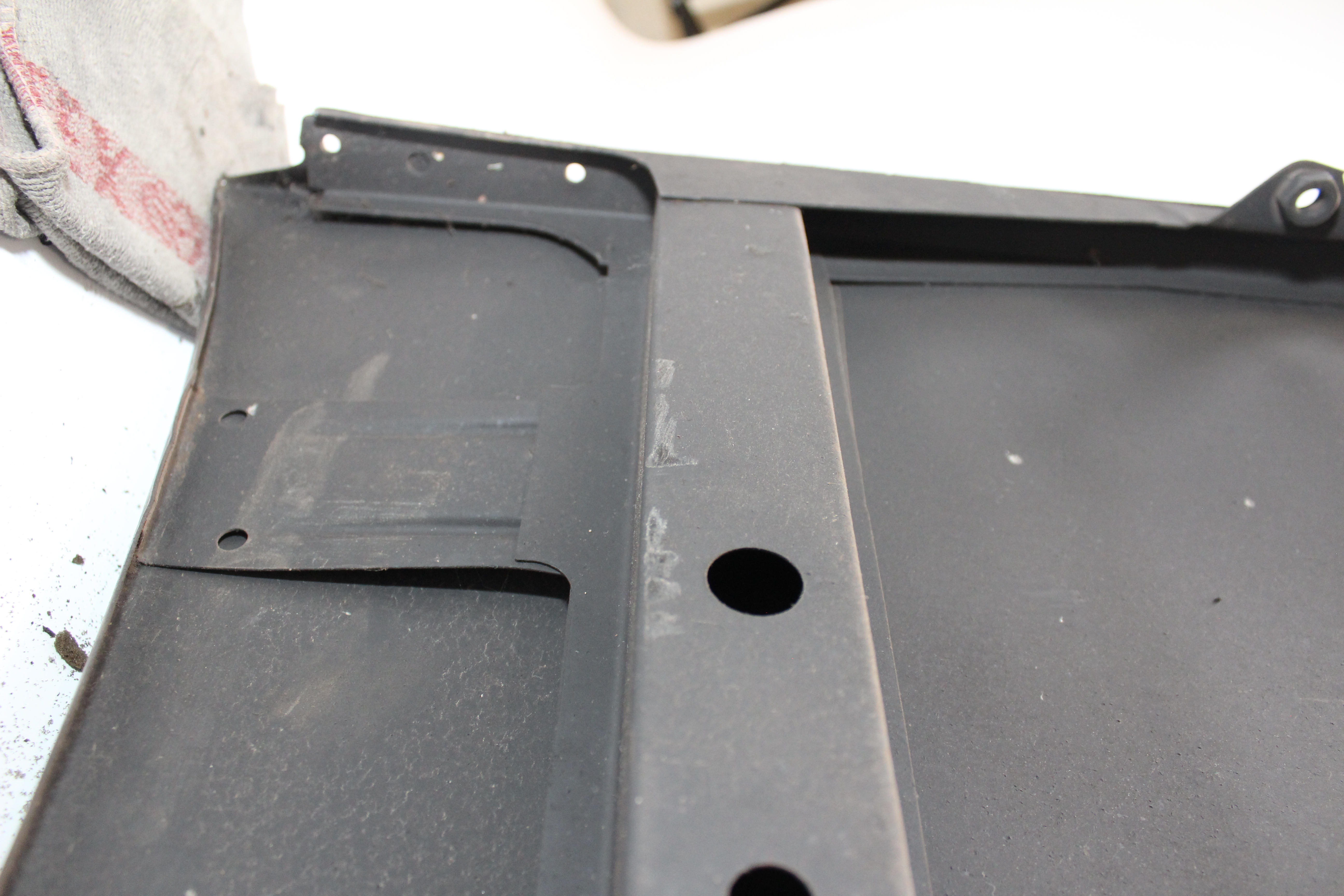 Motorhaube Mercedes-Benz W114 W115 /8 Strich acht 2.Serie sandgestrahlt & grundiert A1158800657 A1158800157 A1158800357 A1158800557