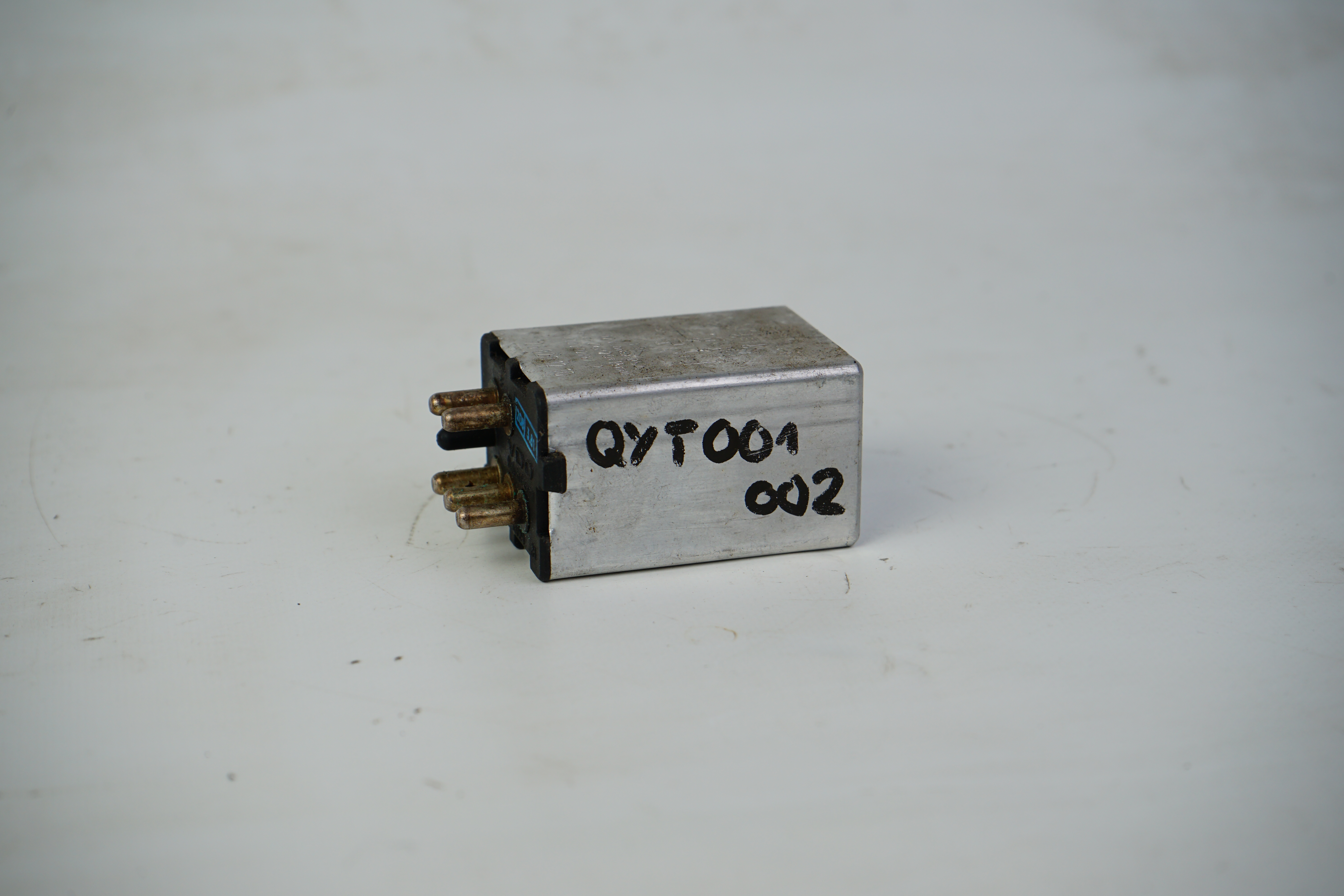 Relais Heckscheibenheizung W100 W108 W109 W114 W115 W116 W123 W126 W140 W463 Zeitrelais A1268201210 A1078200010 A1078200110 A1268203110