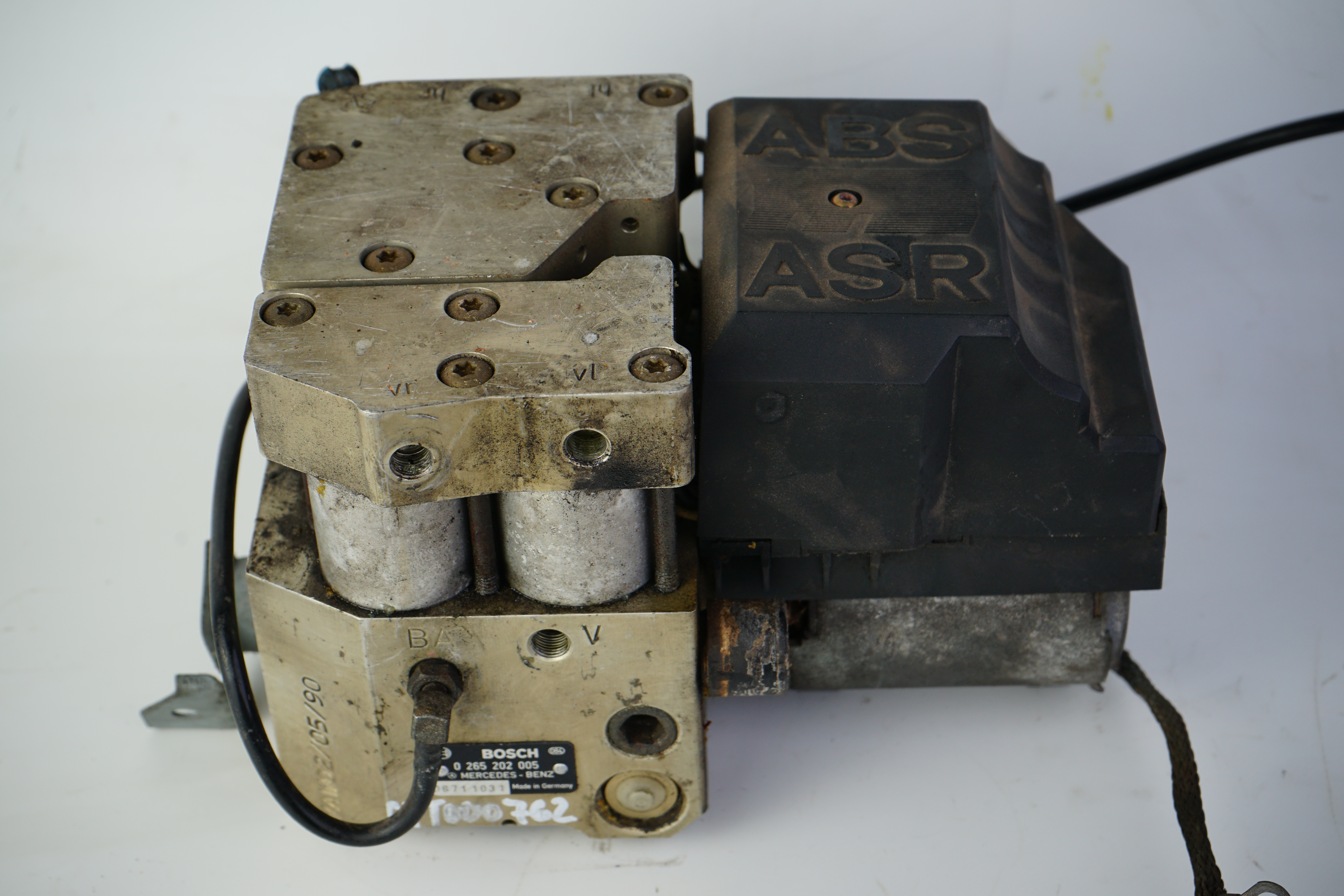 ABS/ASR-Hydraulikeinheit W124 500E W126 W129 W140 W201 Bosch 0265202205 A0024312012 A0024314512