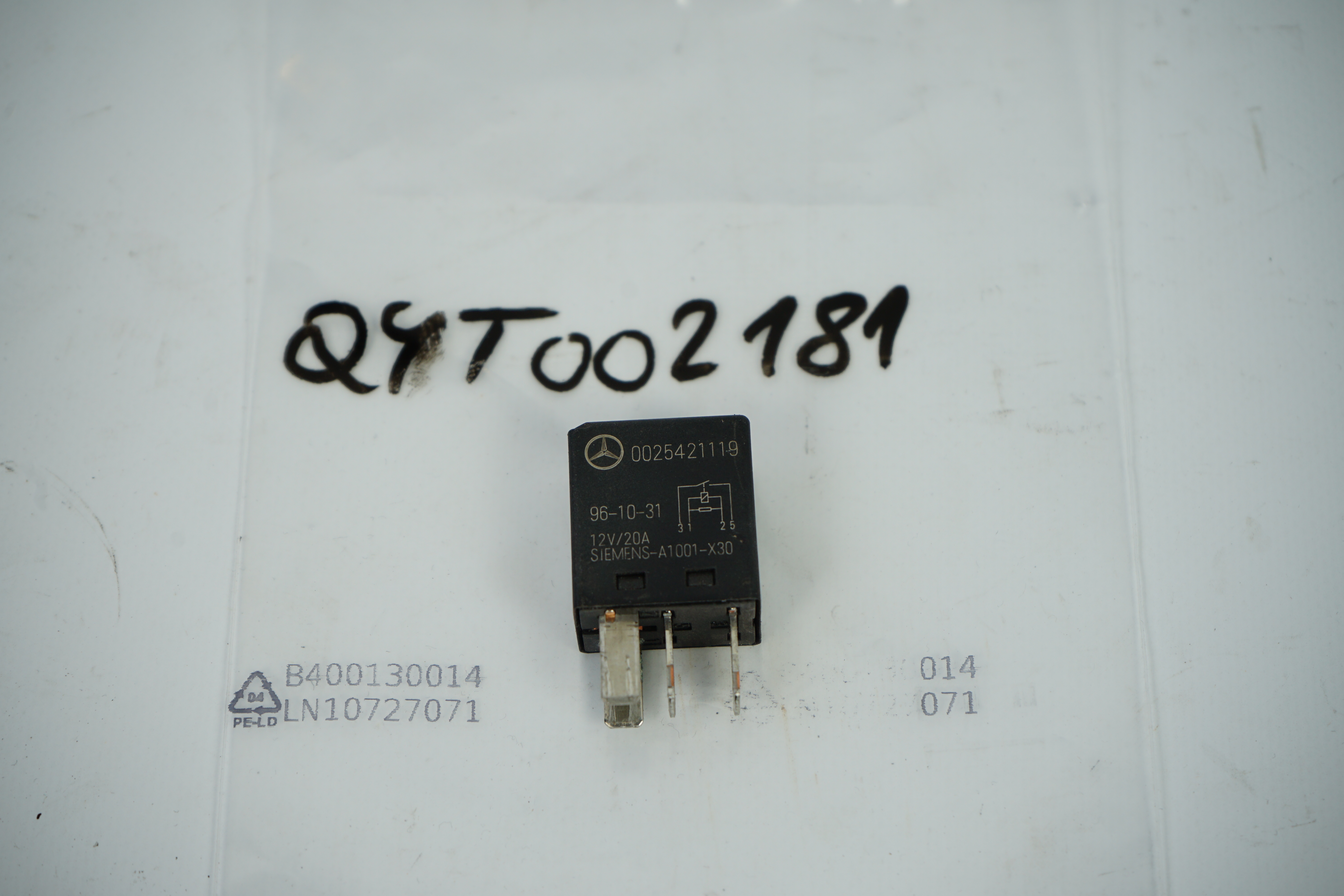 Relais Mercedes-Benz A124 C124 S124 W124 C126 W126 R129 W201 Relais Saugrohrvorwärmung Zusatzlüfter A0025451119 A0025421119 A0025428319 A0025429219