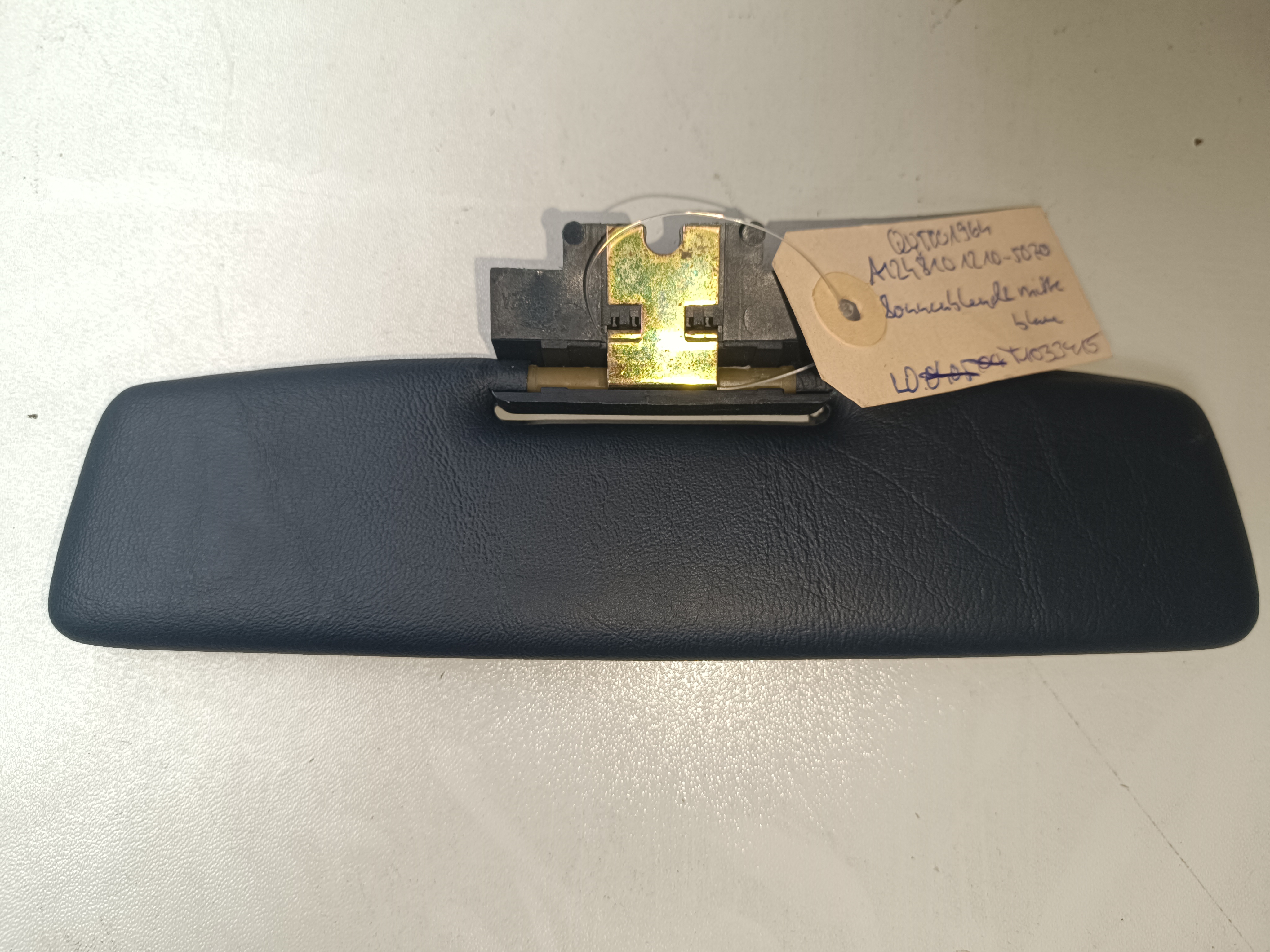 Sonnenblende Mitte blau Mercedes-Benz C124 Coupé S124 Kombi T-Model W124 Limousine Sonnenblende vorne mittig A1248100010 5070 A1248101210 5070