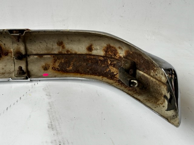 Stoßstange vorn mit ScheinwerferreinigungsanlageMercedes-Benz C123 Coupé 230C CE 280 C CE W123 Limousine 280E mit SWRA A1238800970 A1238800270 A1238800370/ A1238800470