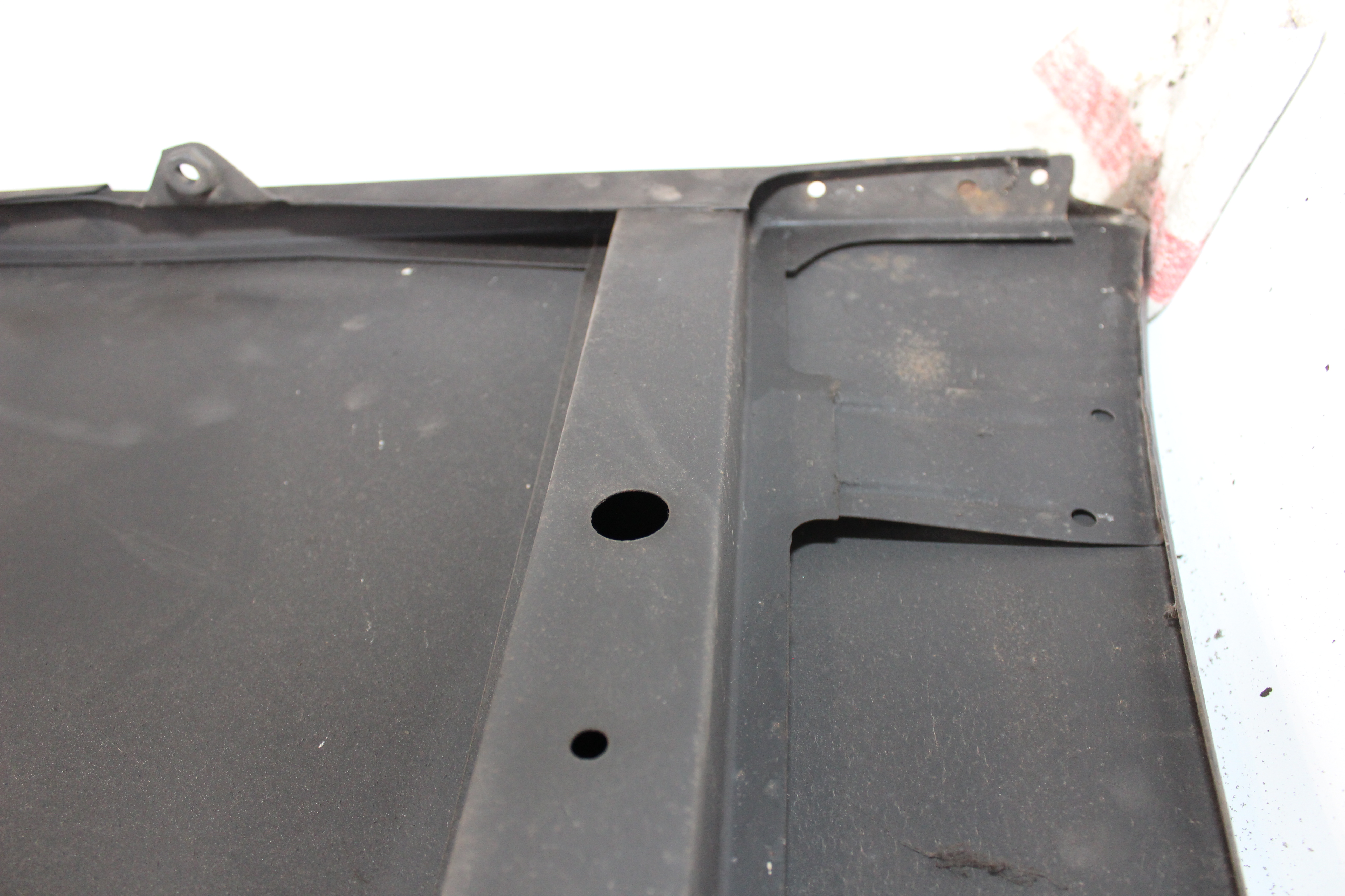 Motorhaube Mercedes-Benz W114 W115 /8 Strich acht 2.Serie sandgestrahlt & grundiert A1158800657 A1158800157 A1158800357 A1158800557