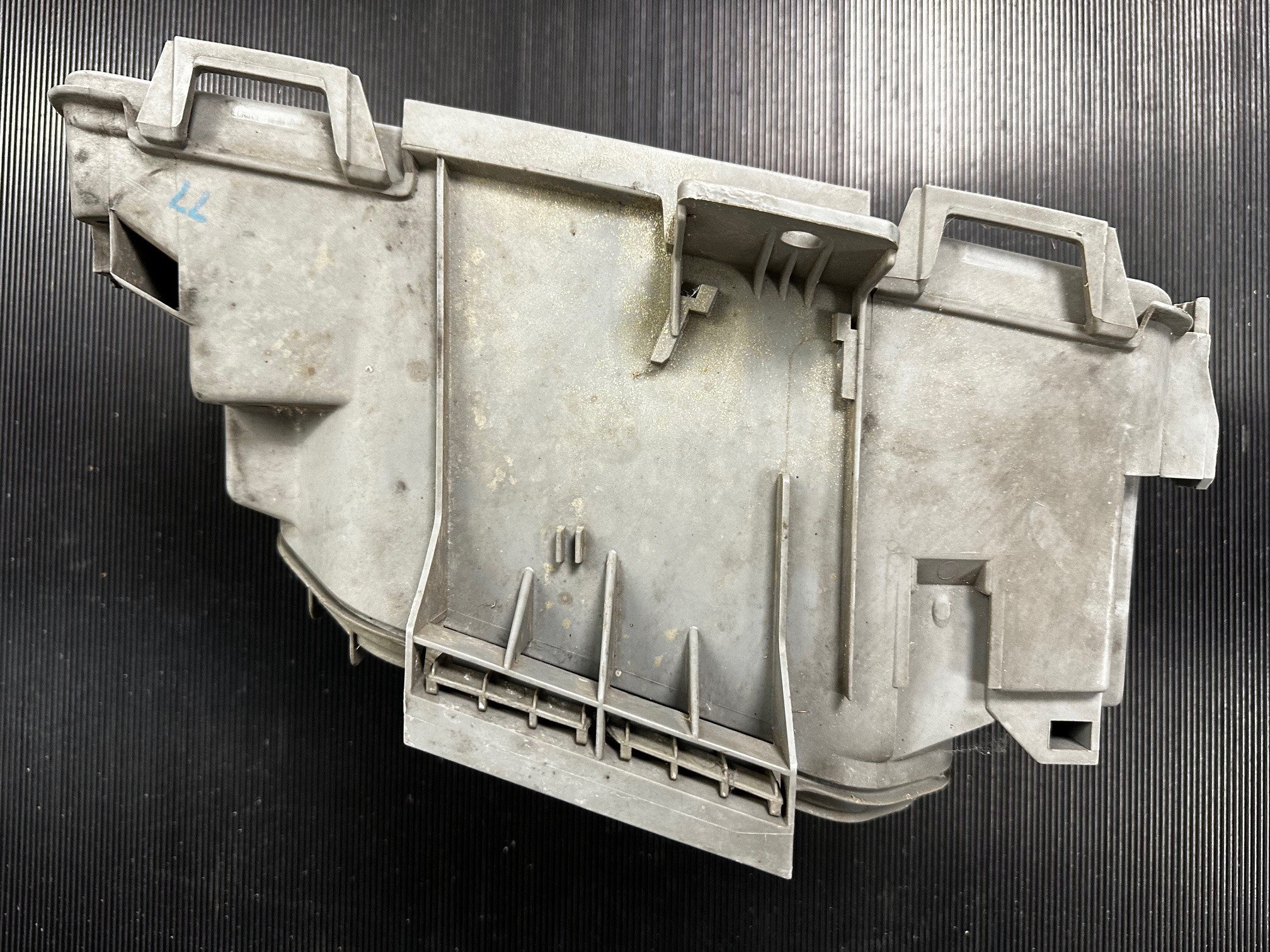 Leuchteinheit links Hella Mercedes-Benz A124 C124 S124 W124 E-Klasse Cabrio Coupé Limousine T-Modell Kombiwagen Mopf 2 A1248203357 A1248209359 Hella 1EJ007219-051/ Hella-Gehäuse 138973