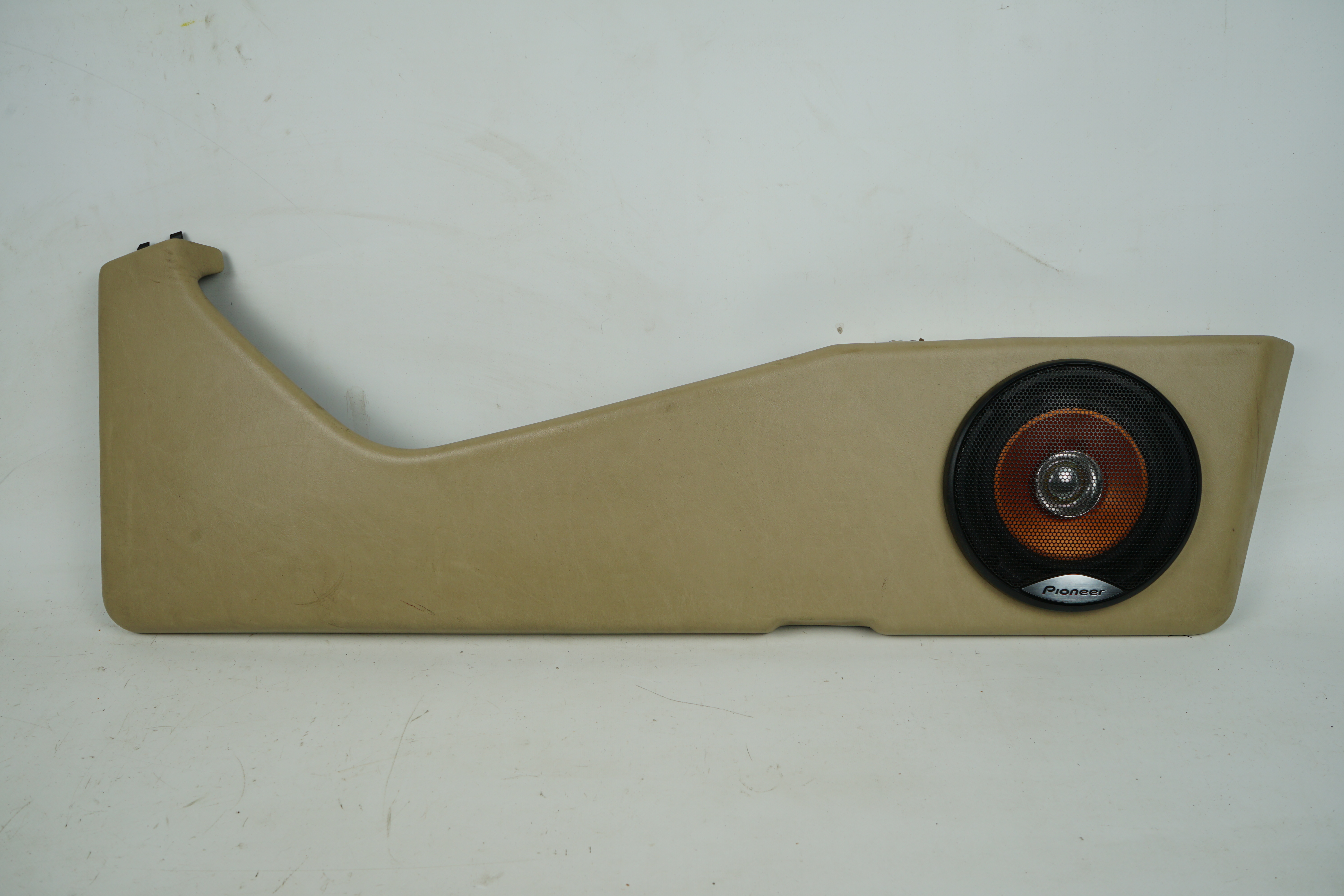 Tasche Fahrertür creme Mercedes-Benz W124 Türpanel rechts bei MB-TEX und Leder beige A1247200274 8411