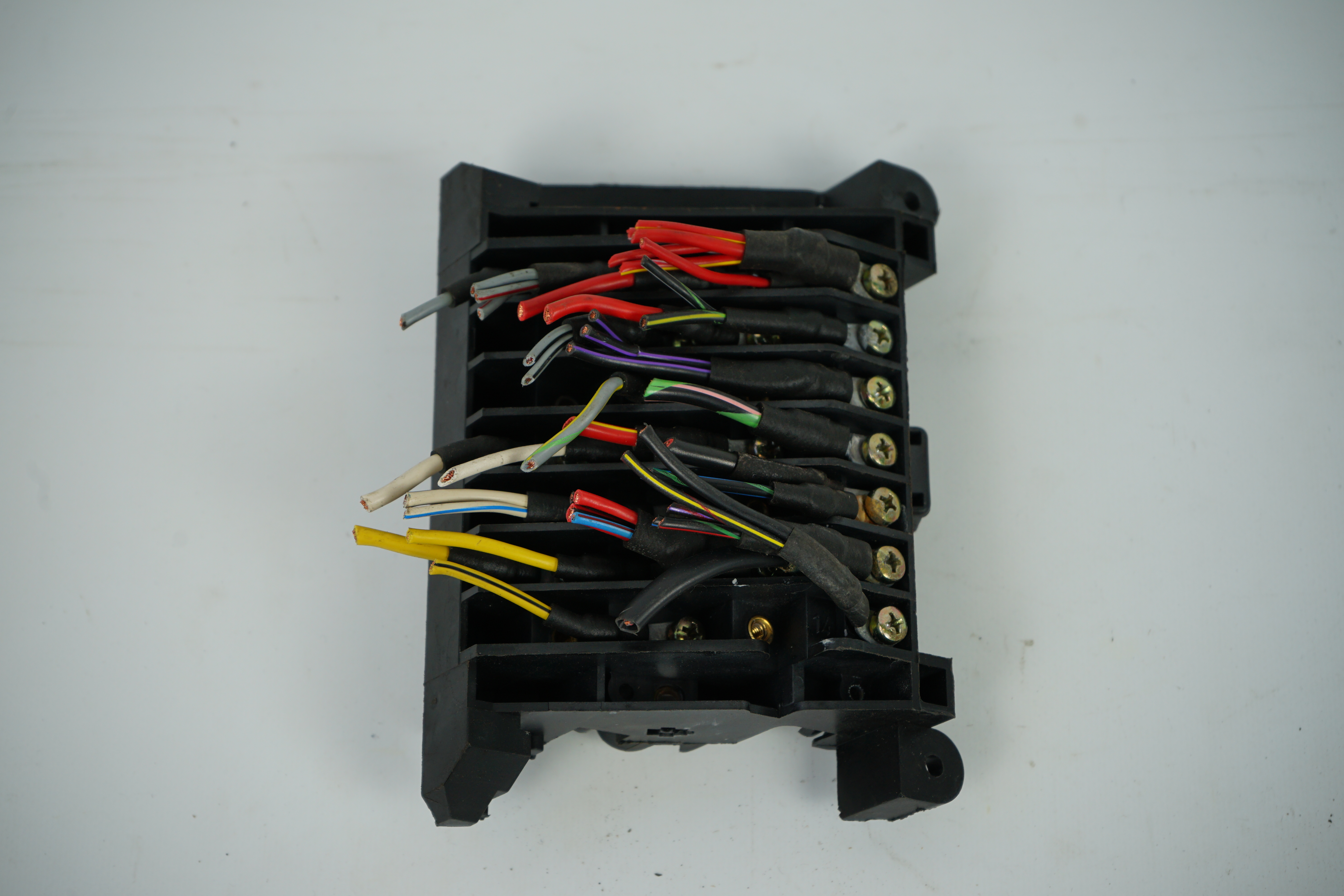 Sicherungskasten Mercedes-Benz C123 S123 T-Modell W123 Sicherungskasten Hauptleitungssatz A1235400650