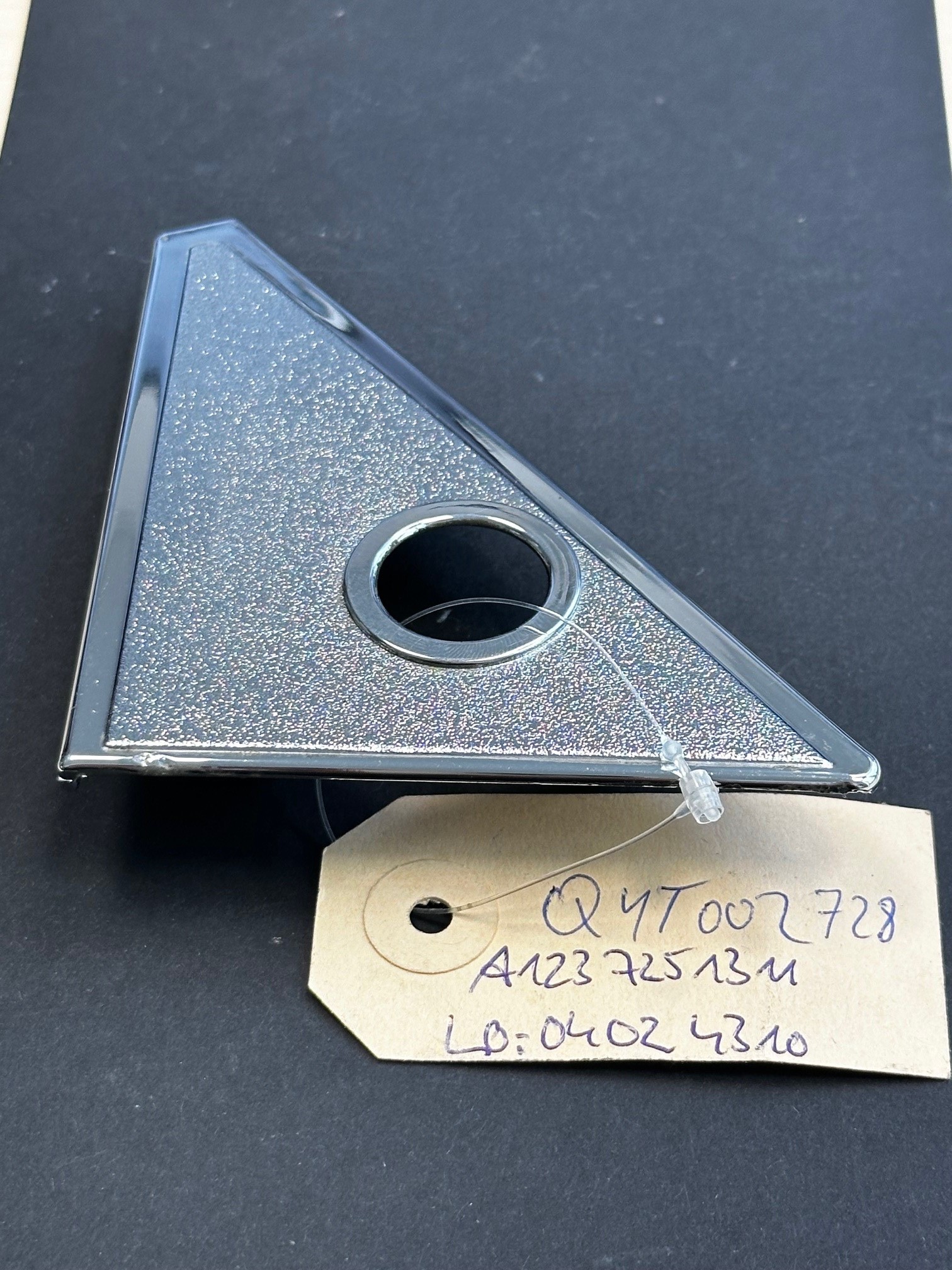 Deckplatte Abdeckung Spiegeldreieck Chrom Außenspiegel links man. Mercedes-Benz C123 Coupé Chromblende Rückspiegel Fahrerseite manuell verstellbar A1237251311