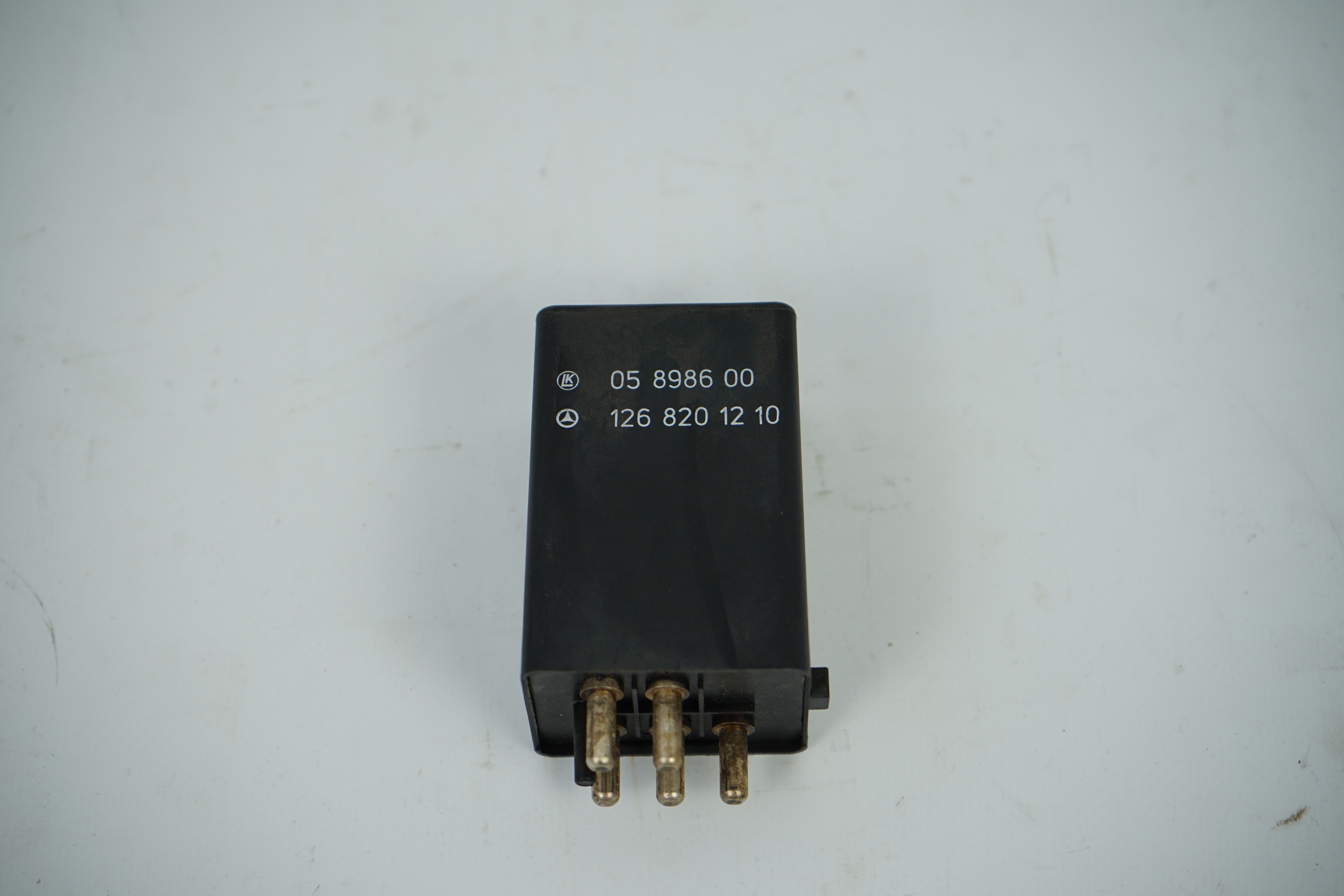 Relais heizbare Heckscheibe Mercedes-Benz W100/ W107/ W108/ W109/ W114/ W115/ W116/ W123/ W126/ W140/ W463 Verzögerungsrelais Heckscheibenheizung A1268201310 A1268201210 A1268203110 1078200010