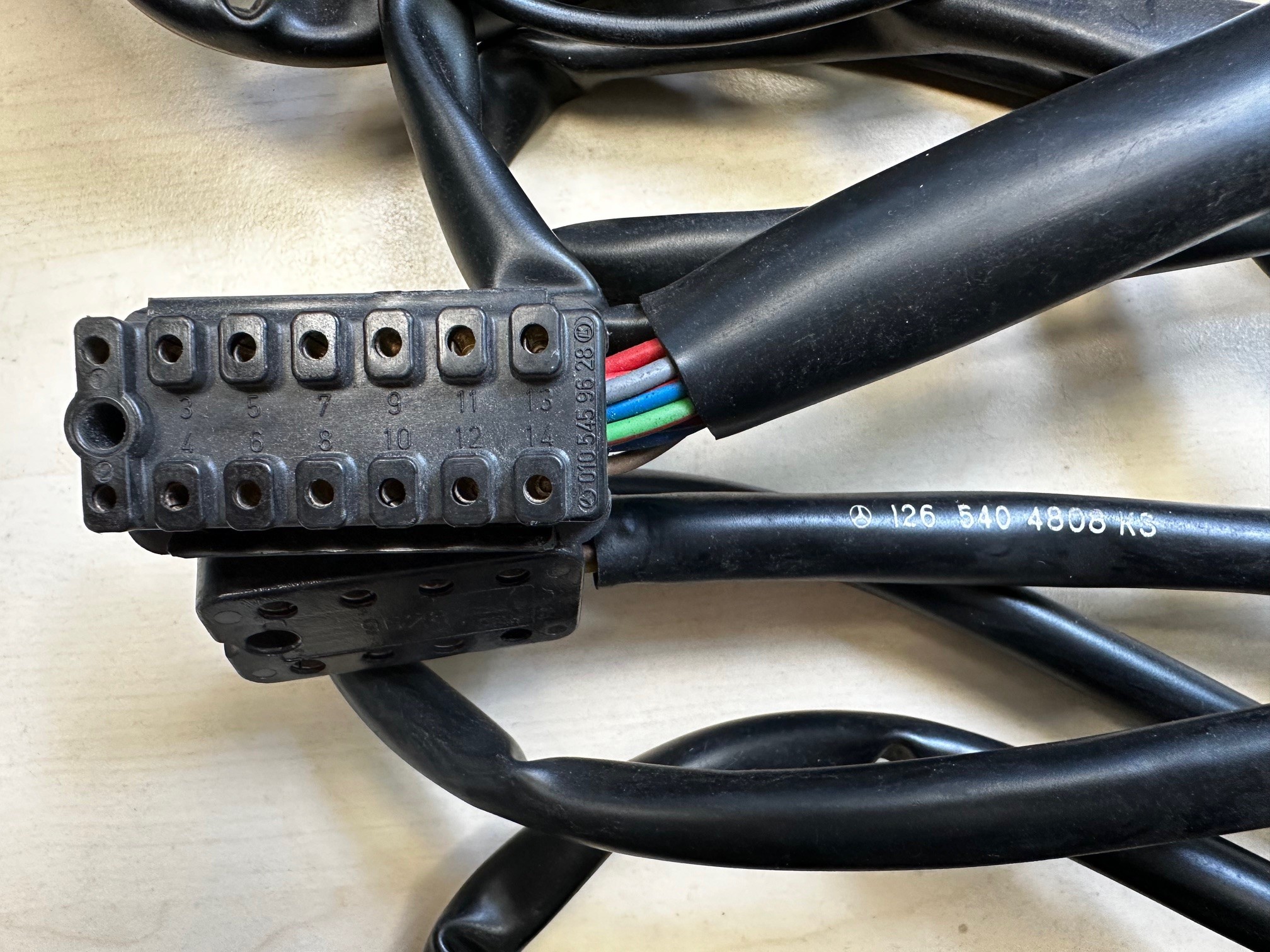  Leitungssatz Tempomat NEU! Mercedes-Benz C126 SEC W126 S-Klasse Limousine V8 Motoren 420SE-500SEL Geschwindigkeitsregelanlage Mopf 2.Serie ab 09/1985 A1265404808