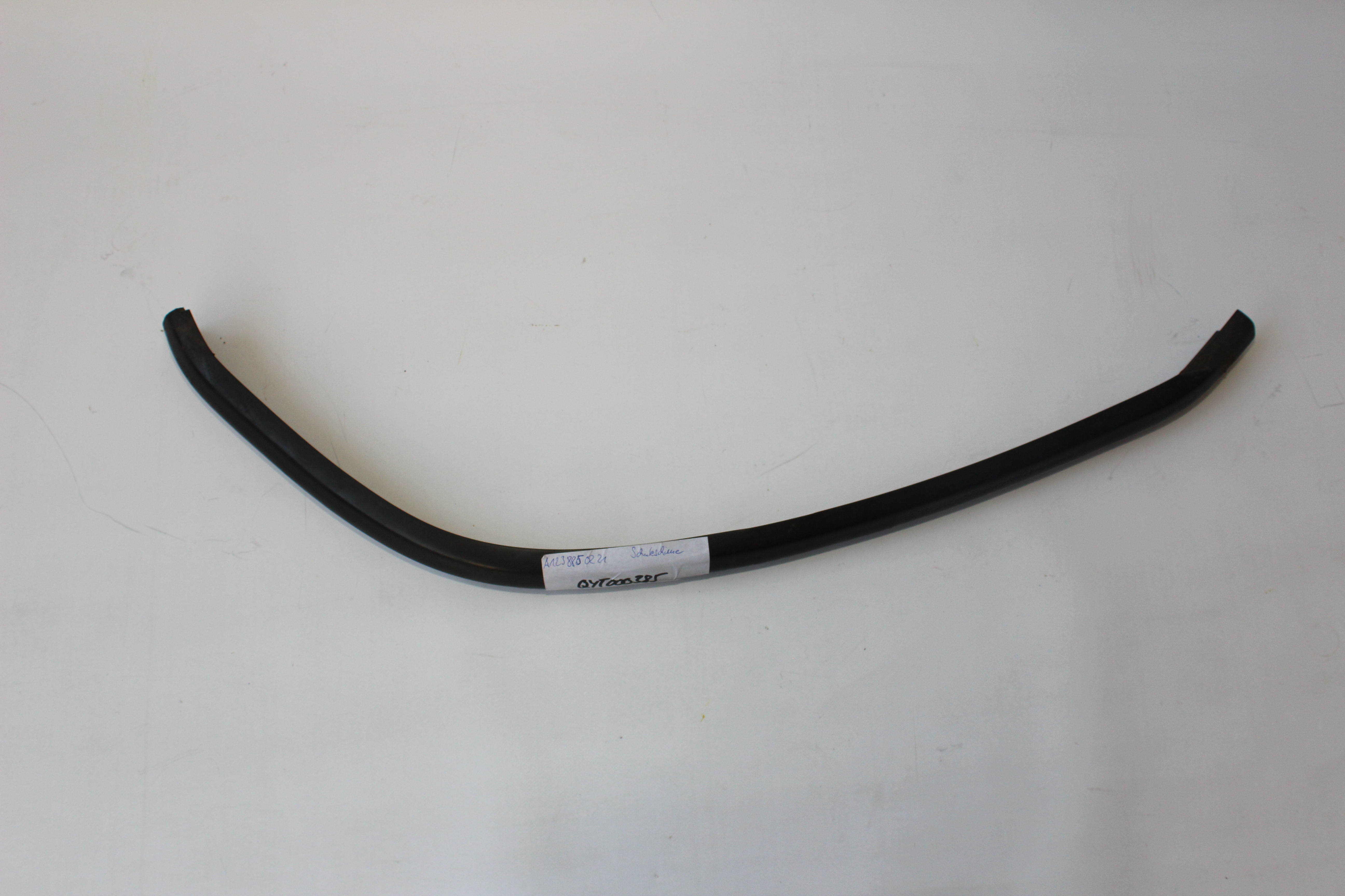 Schutzschiene S123 W123 Schutzschiene Stoßfänger A1238850221