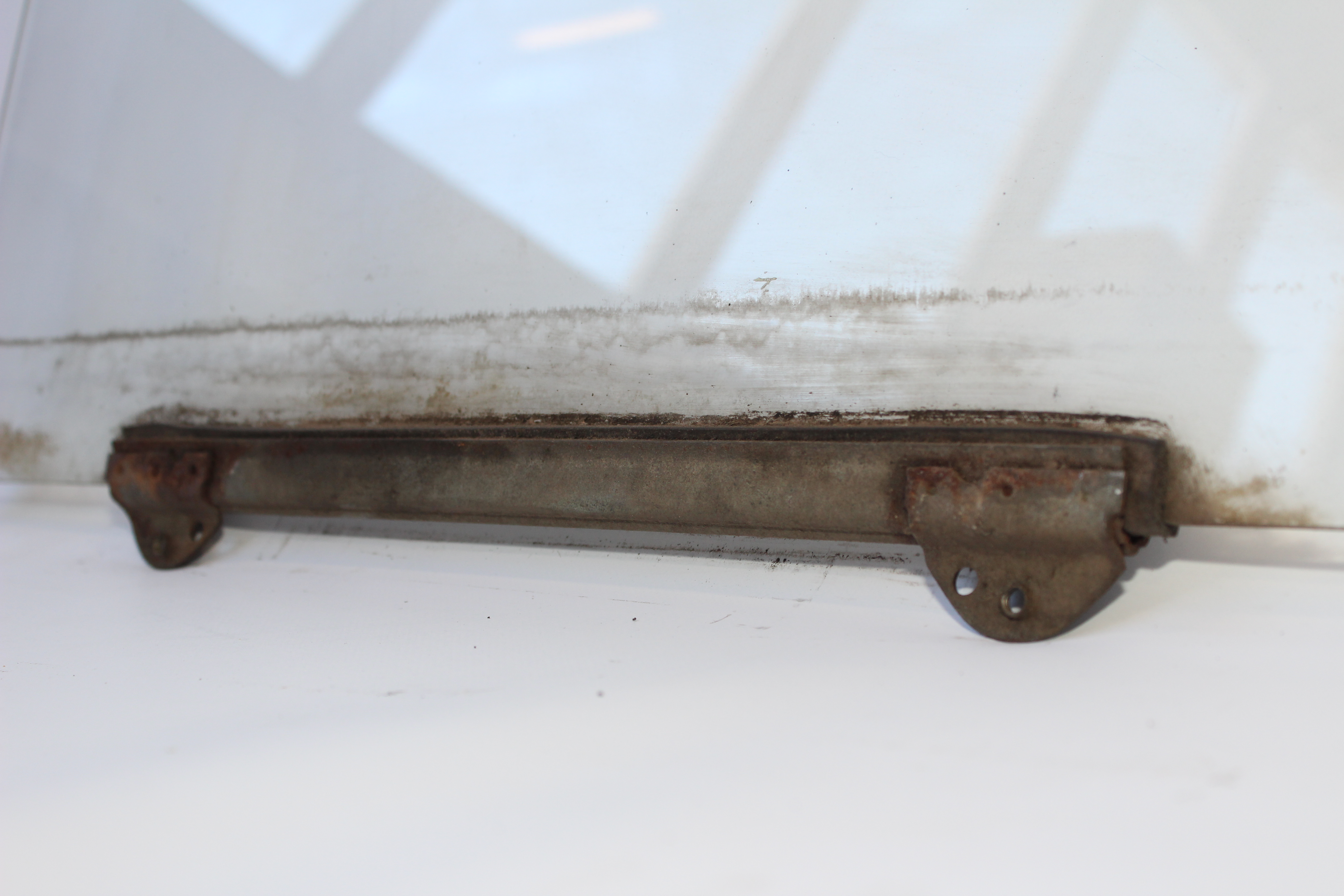 Kurbelfenster klar Tür hinten links W114 W115 Strich acht /8 Tür hinten Seitenscheibe Fondtür links A1157301518 A1157350510