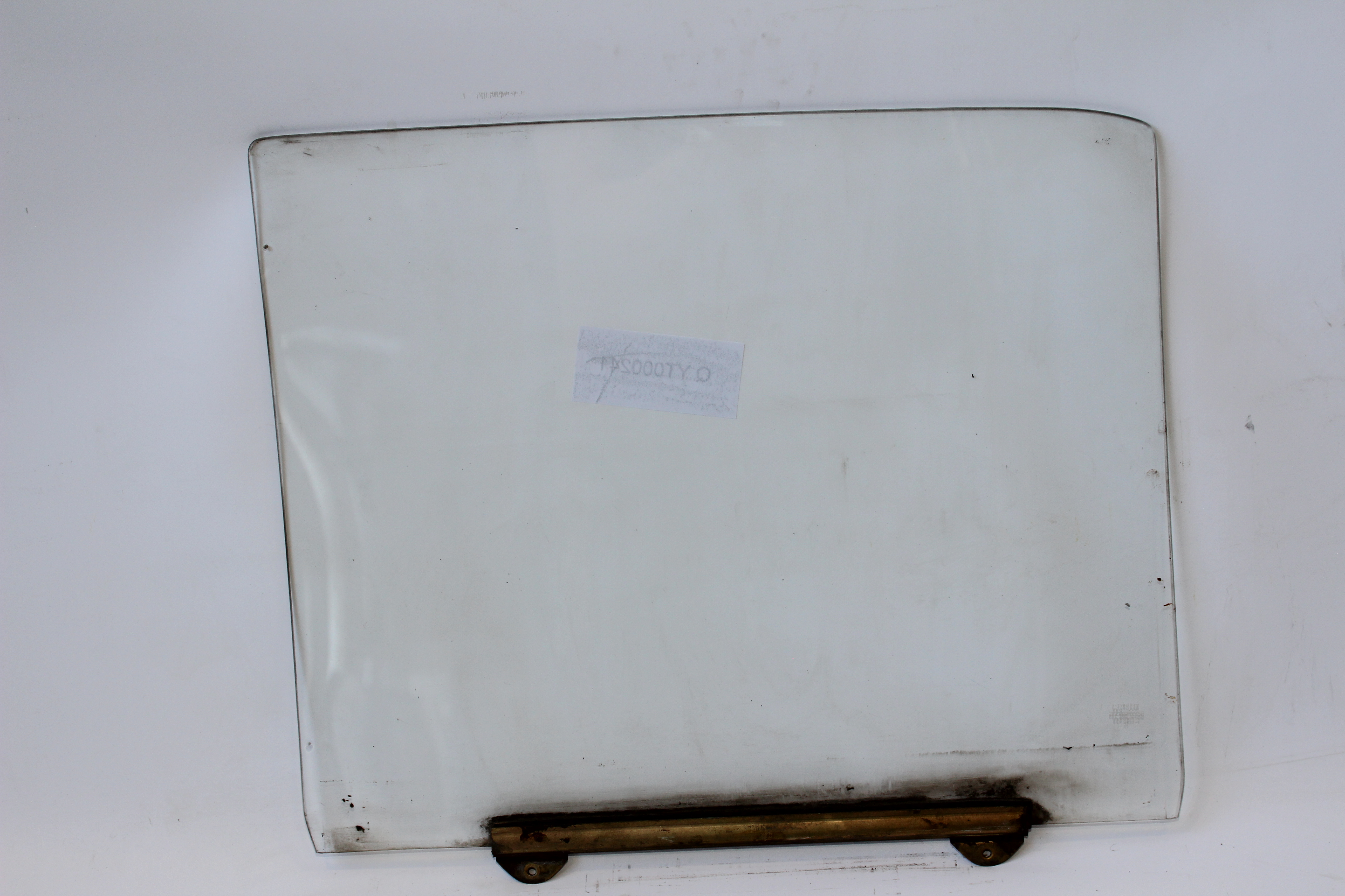 Kurbelfenster klar Tür hinten rechts Mercedes-Benz W114 W115 Strich acht /8 Tür hinten Seitenscheibe Fondtür rechts A1157301618 A1157350610