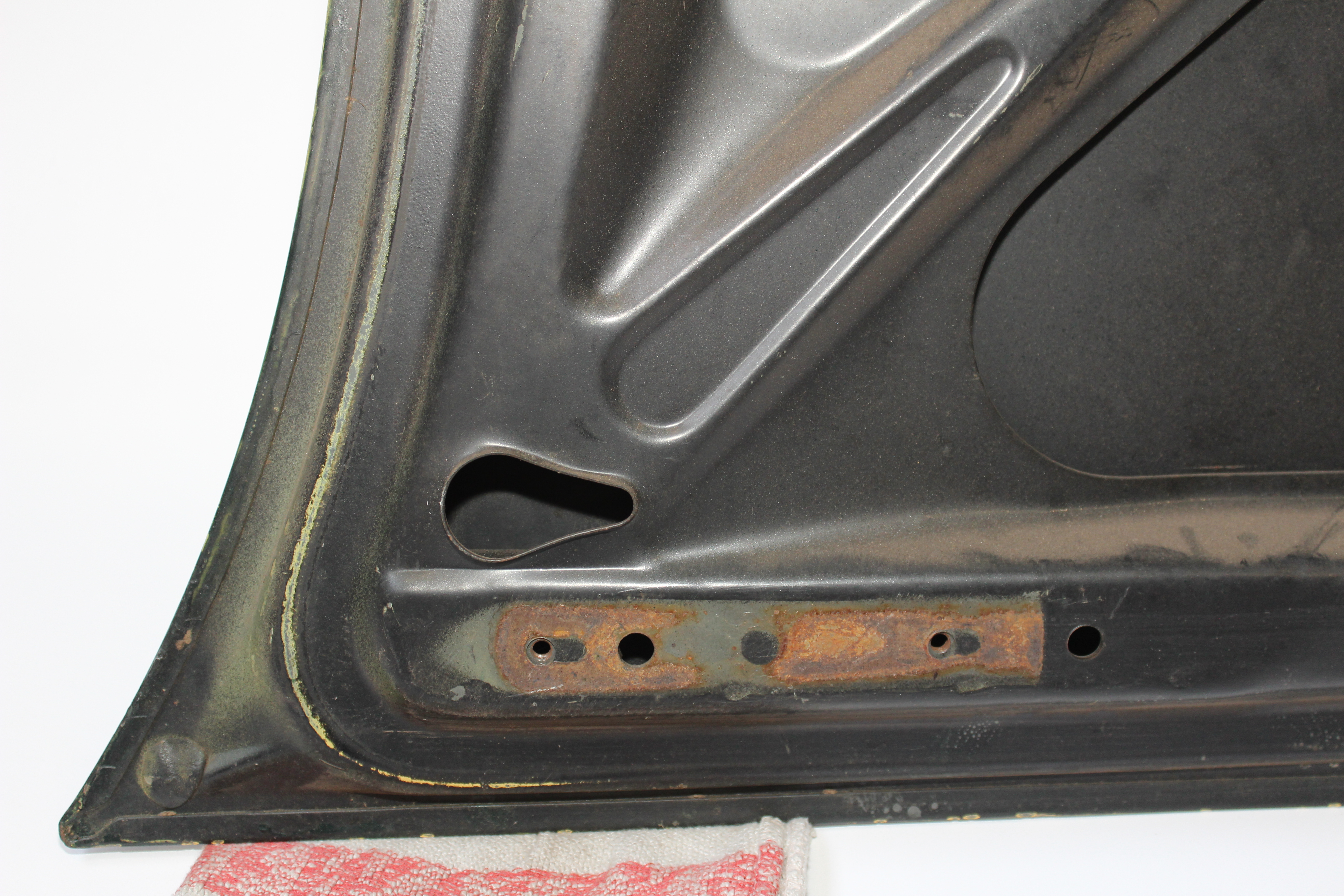 Heckdeckel Mercedes-Benz W114 W115 /8 Strich acht A1157500675 2.Serie gebraucht grünmetallic