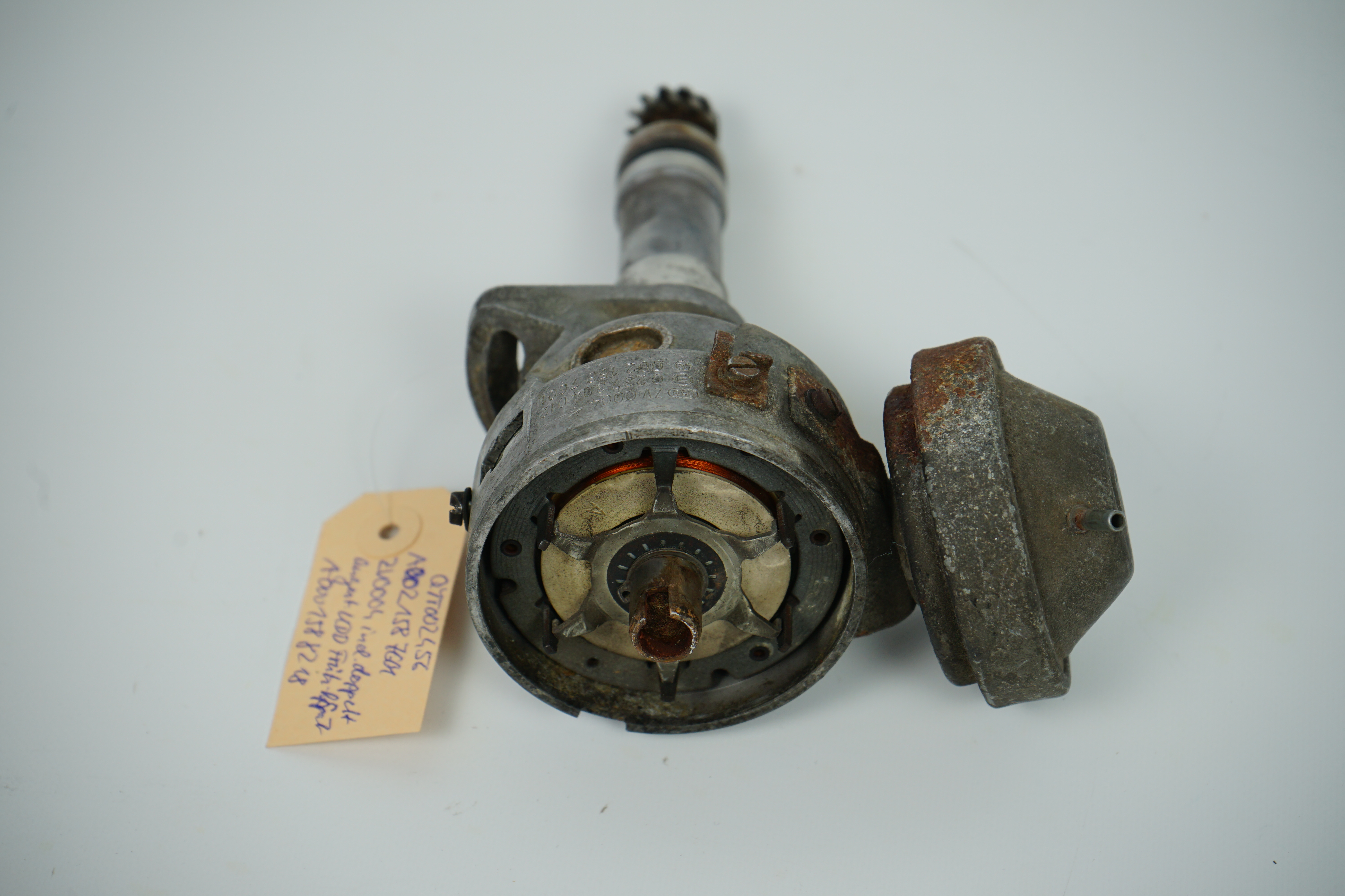 Zündverteiler Bosch ZV0004 Mercedes-Benz M110.994 M110.987 M110.986 M110.985 M110.984 280 E S SE SEL SL SLC Sechszylinder Zündverteiler mit Duplex-Unterdruckdose A0021587601 Bosch 0237304012 0237306045 A0001584018 1237122639