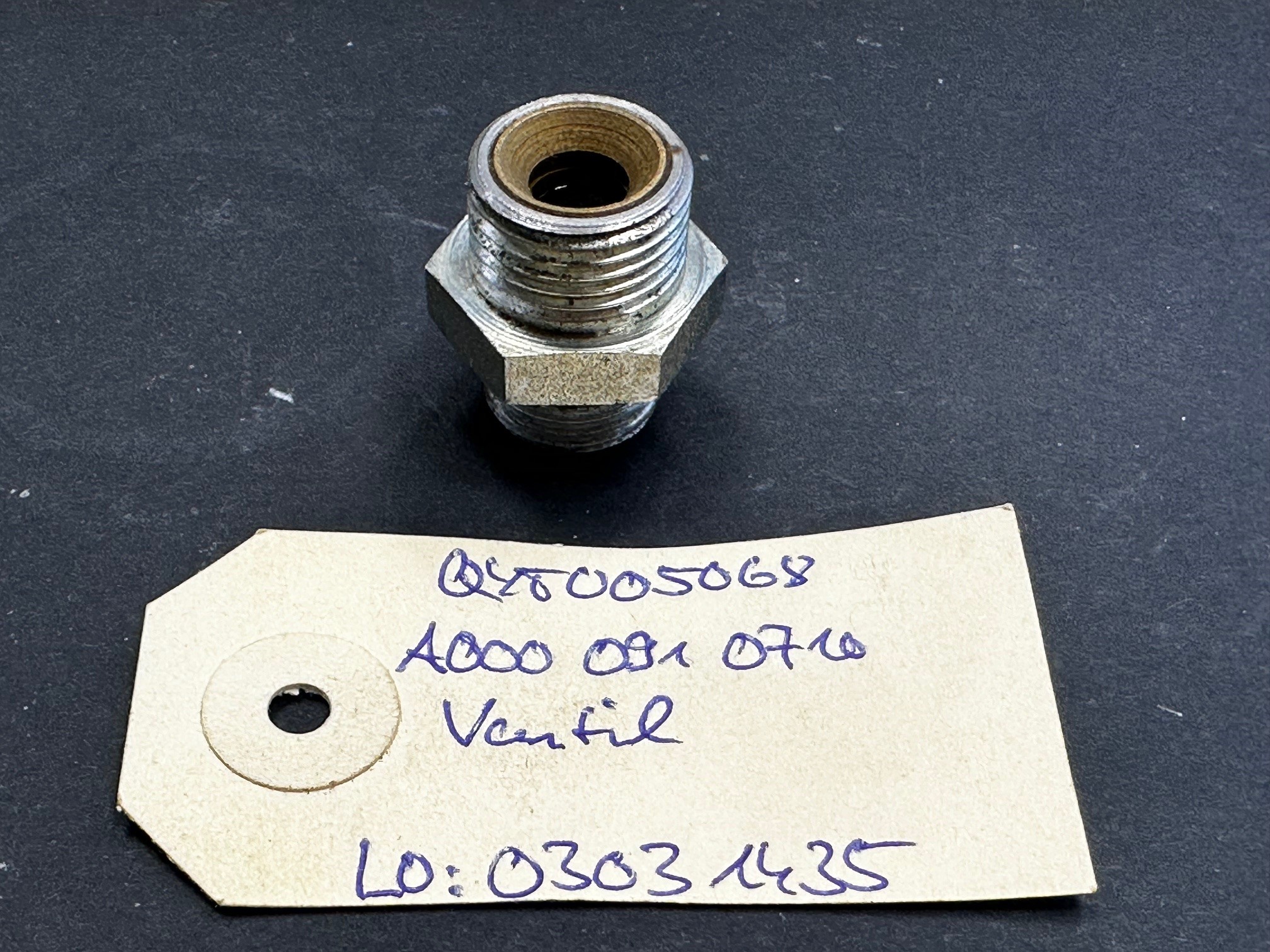 Ventil Mercedes-Benz W100 W108 W109 W111 W112 W113 Kraftstoffanlage A0000910710