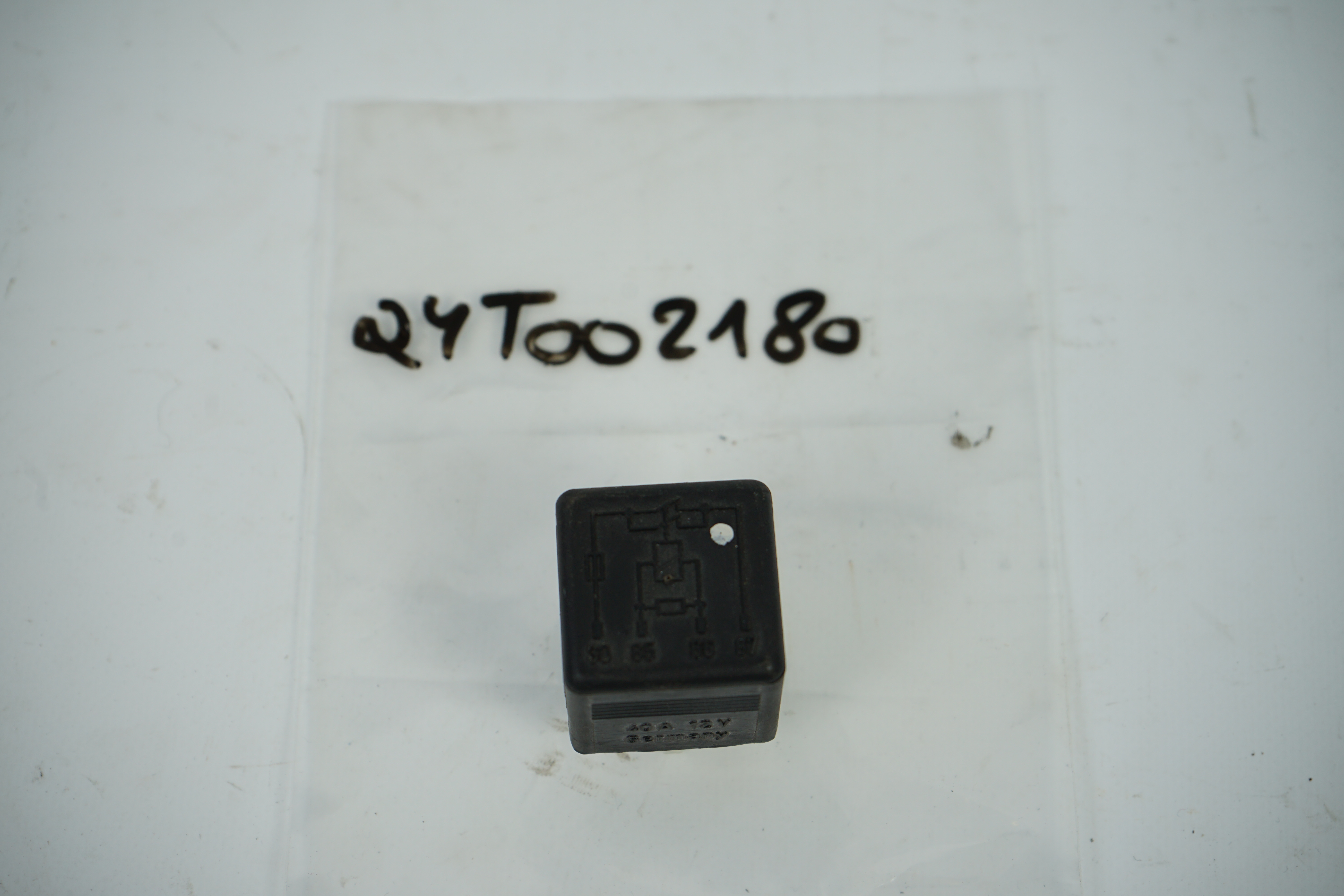 Relais Mercedes-Benz A124 C124 S124 W124 C126 W126 R129 W201 Relais Saugrohrvorwärmung Zusatzlüfter A0015426819 A0015429719