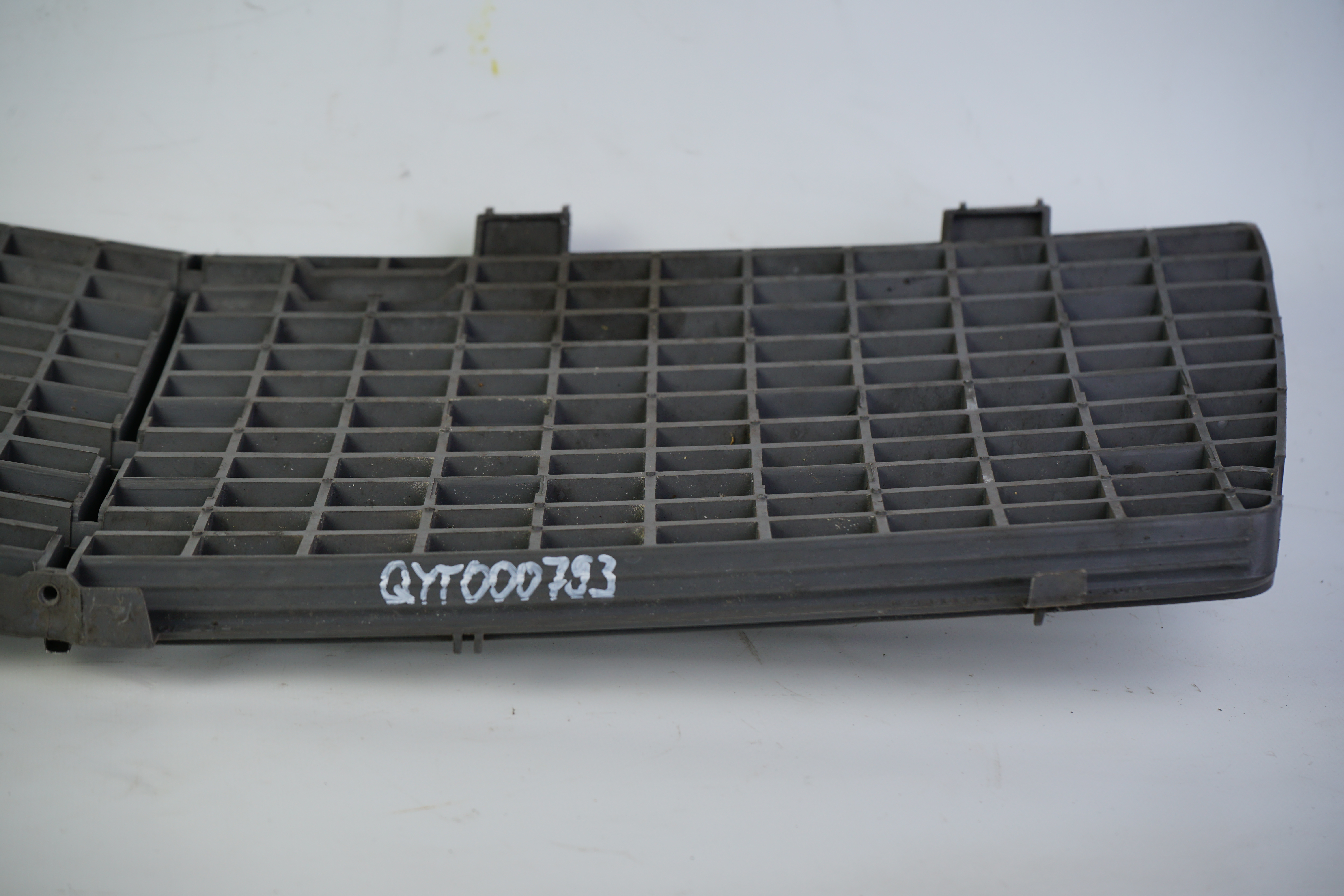 Schutzgitter Kühlerverkleidung komplett W124 E-Klasse MOPF Grill Frontgrill Kühlergrill A1248880323 grau