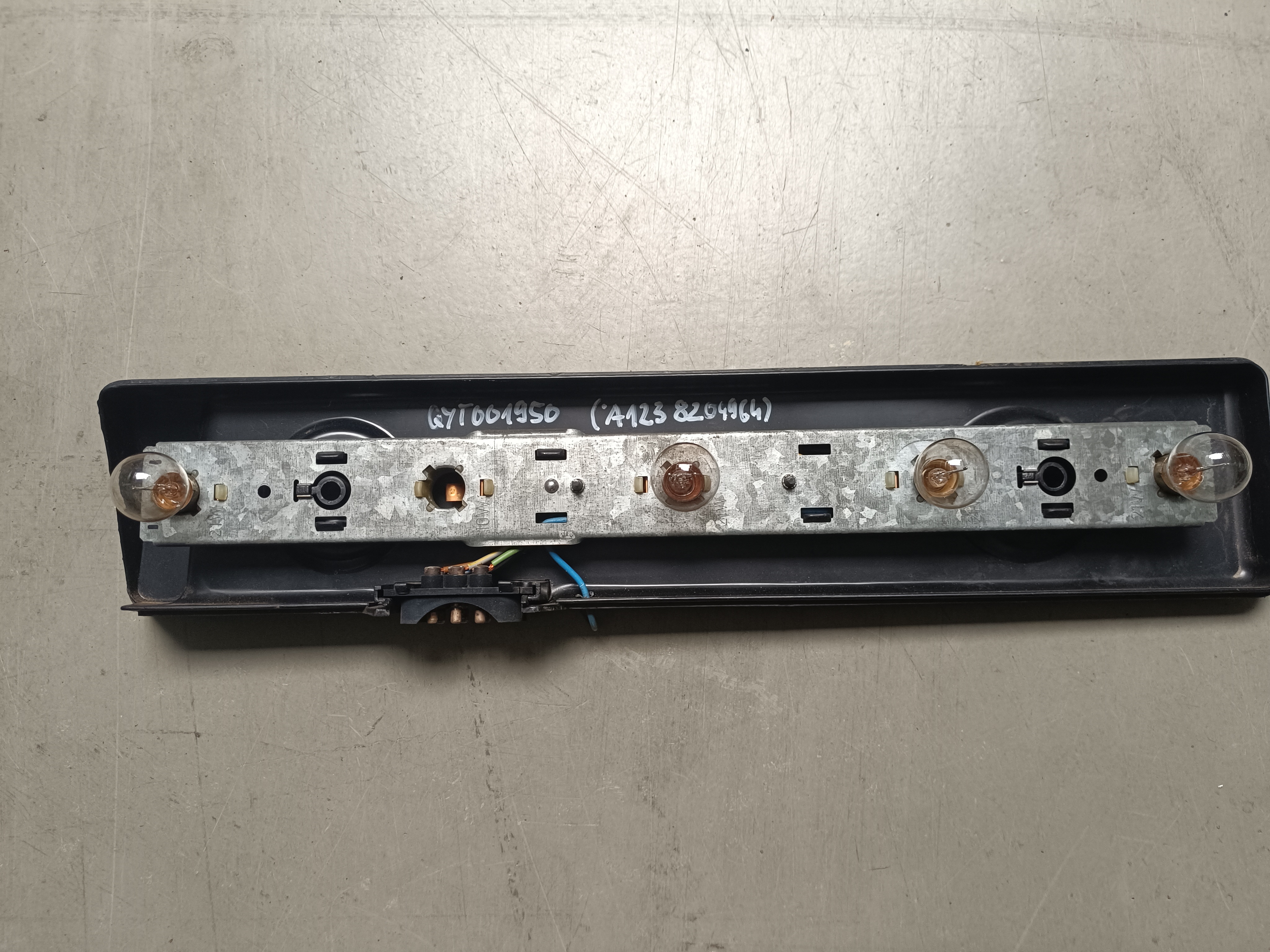 Lampenträger links Heckleuchte Mercedes-Benz C 123 W123 Coupé Limousine EU-Version Lampeneinsatz Schlussleuchte links *A1238204964