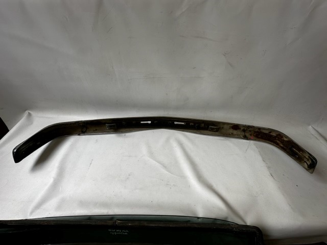 Stoßstange vorn mit ScheinwerferreinigungsanlageMercedes-Benz C123 Coupé 230C CE 280 C CE W123 Limousine 280E mit SWRA A1238800970 A1238800270 A1238800370/ A1238800470