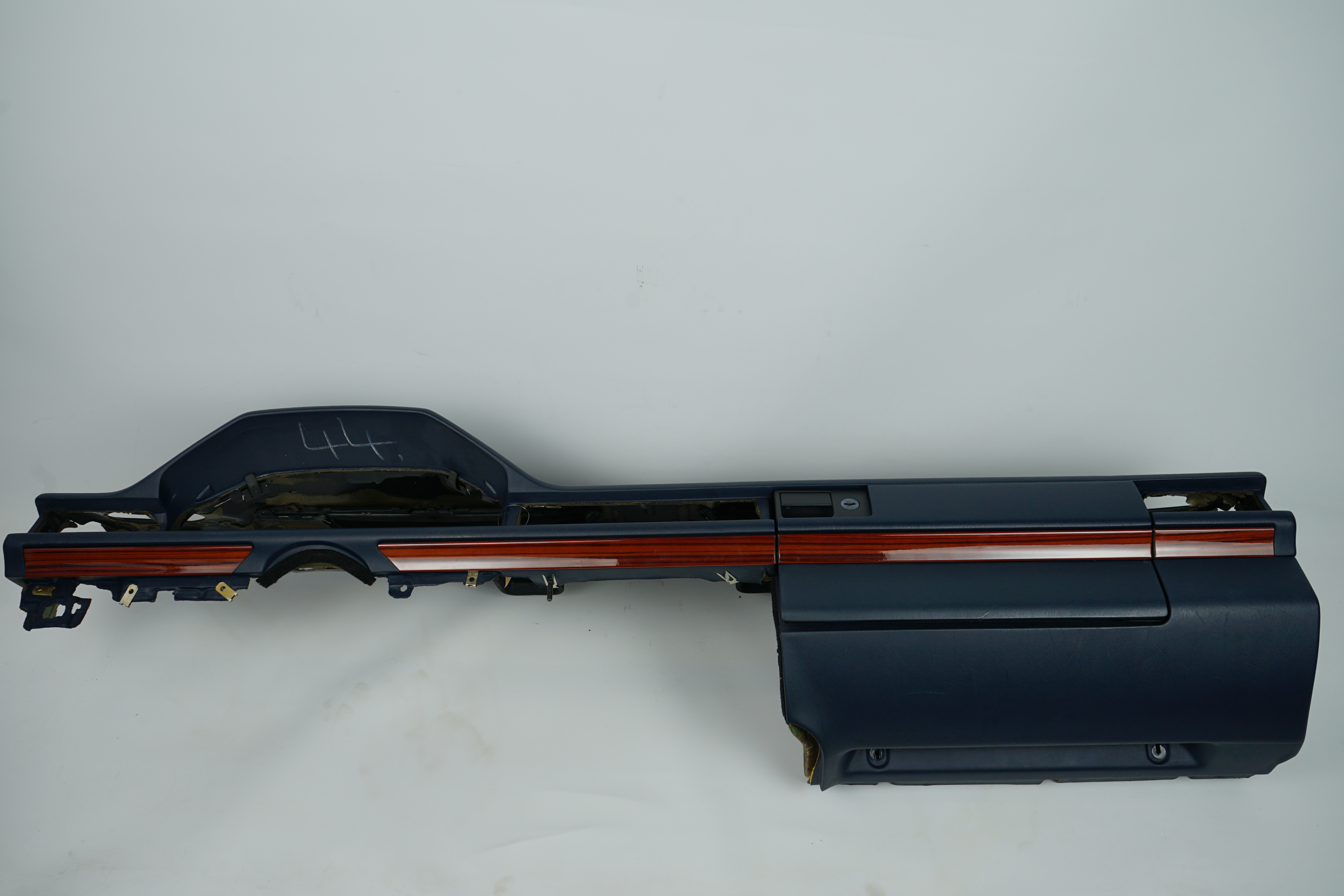  Instrumententafel Mercedes-Benz A124 C124 S124 W124 Instrumententafel rechte Seite blau mit Handschuhfach A1246809187 5070
