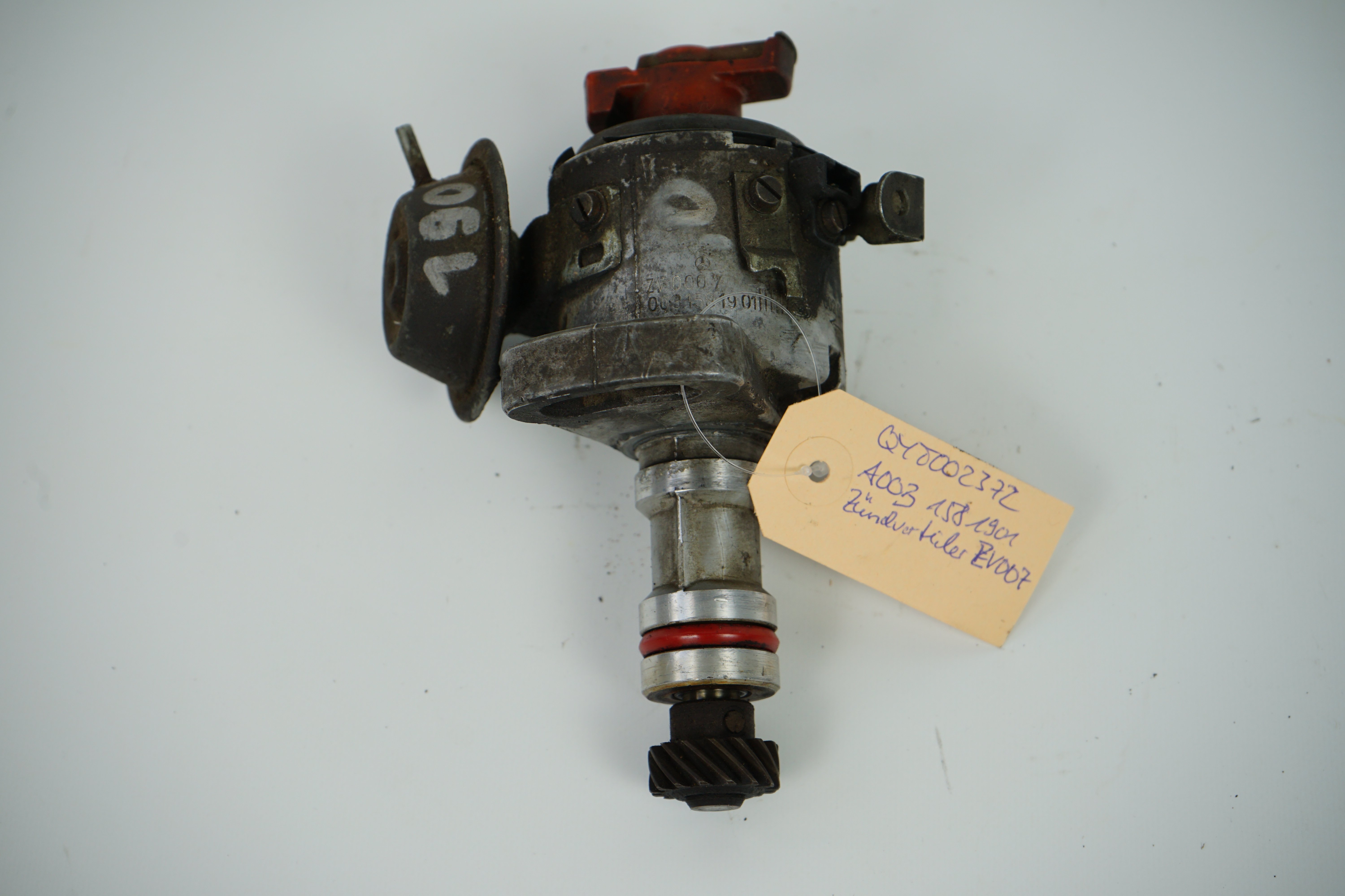 Zündverteiler Bosch ZV0007 mit UDD A0001586418 Mercedes-Benz Motor M102 C124 S124 W124 200-230E W201 190E A0031581901 Bosch 0237002084