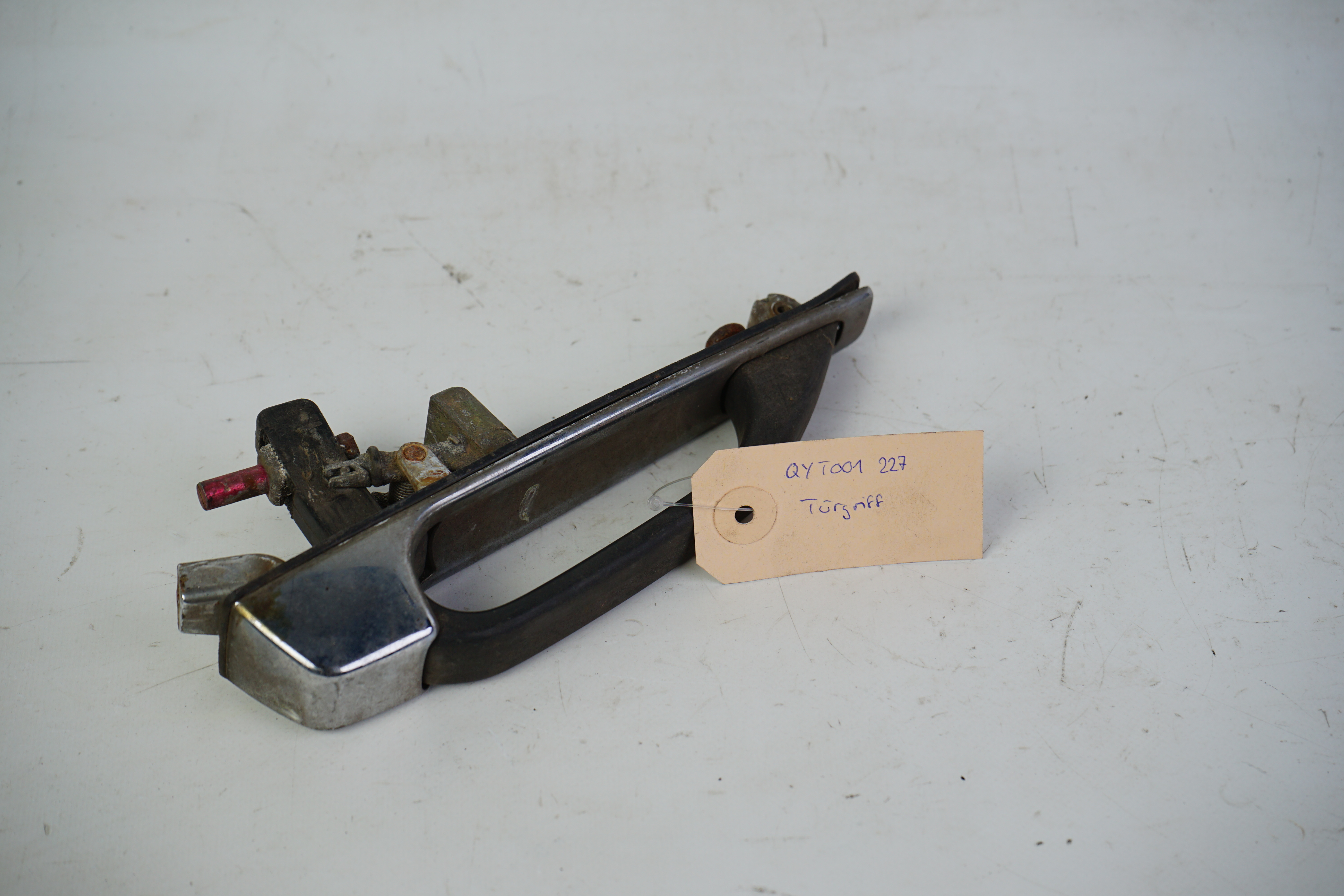 Türgriff Mercedes-Benz W123 S123 Chromgriff Fondtür links rechts außen A1237600359 A1237600059