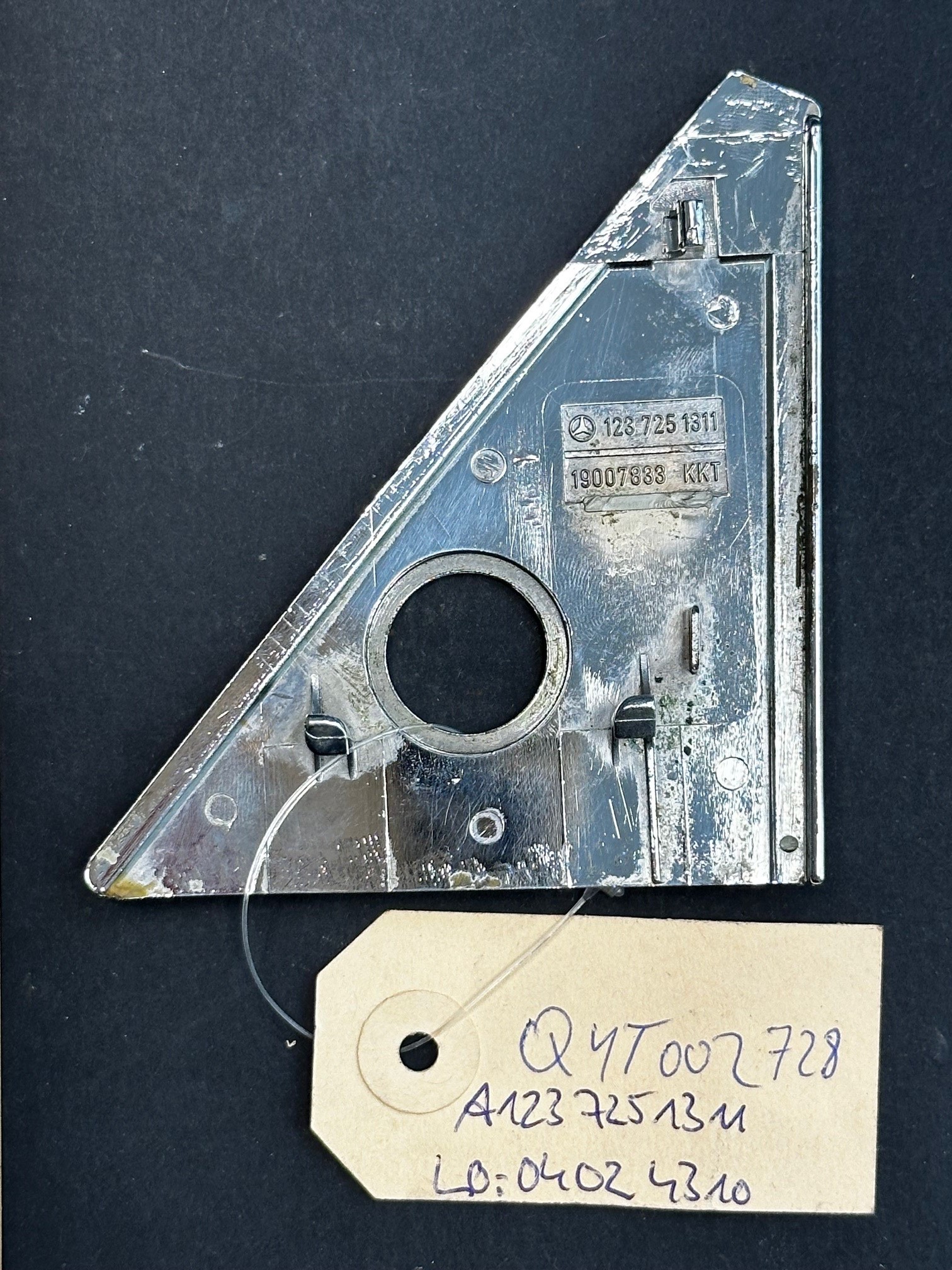 Deckplatte Abdeckung Spiegeldreieck Chrom Außenspiegel links man. Mercedes-Benz C123 Coupé Chromblende Rückspiegel Fahrerseite manuell verstellbar A1237251311
